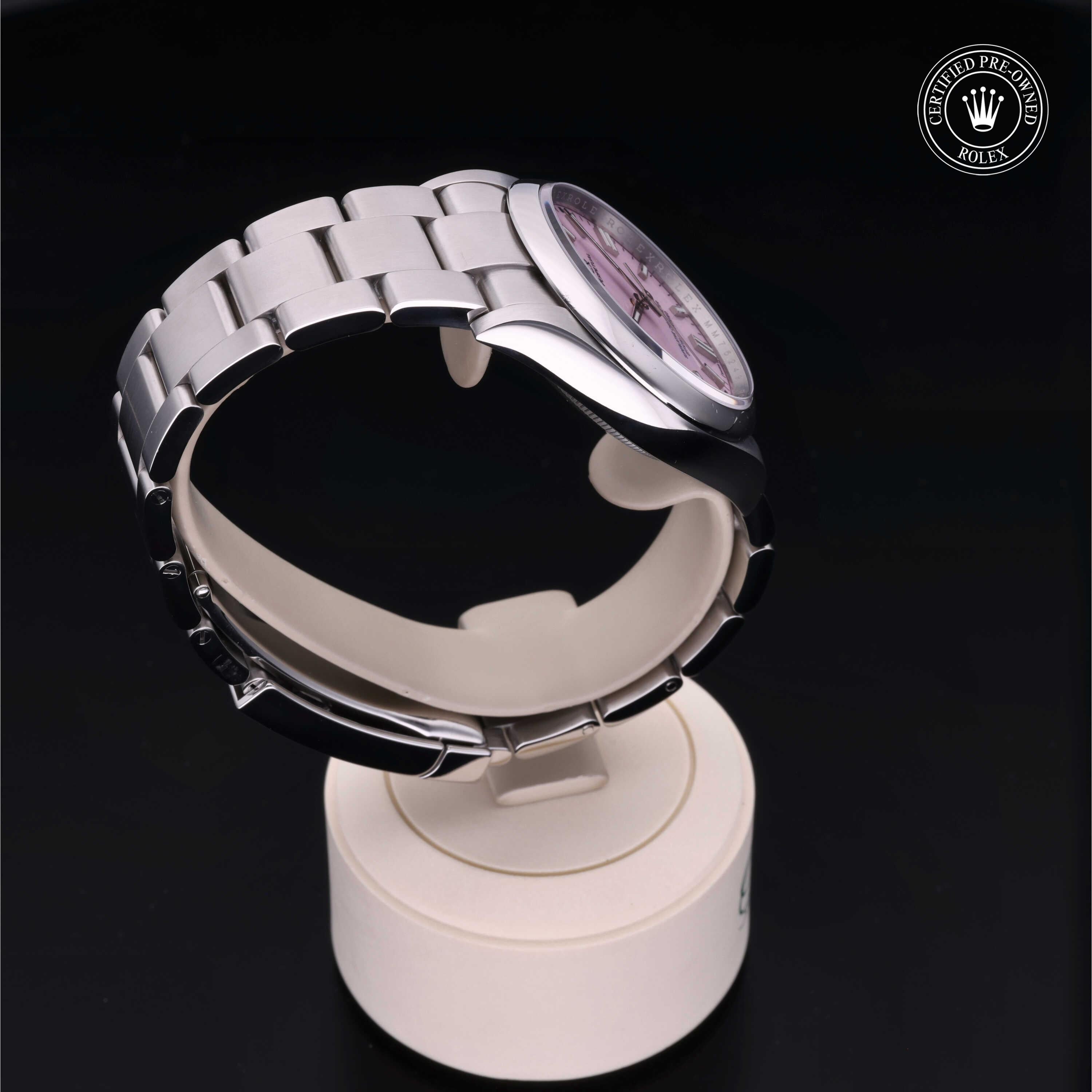 Rolex Oyster Perpetual 36 - 360° view