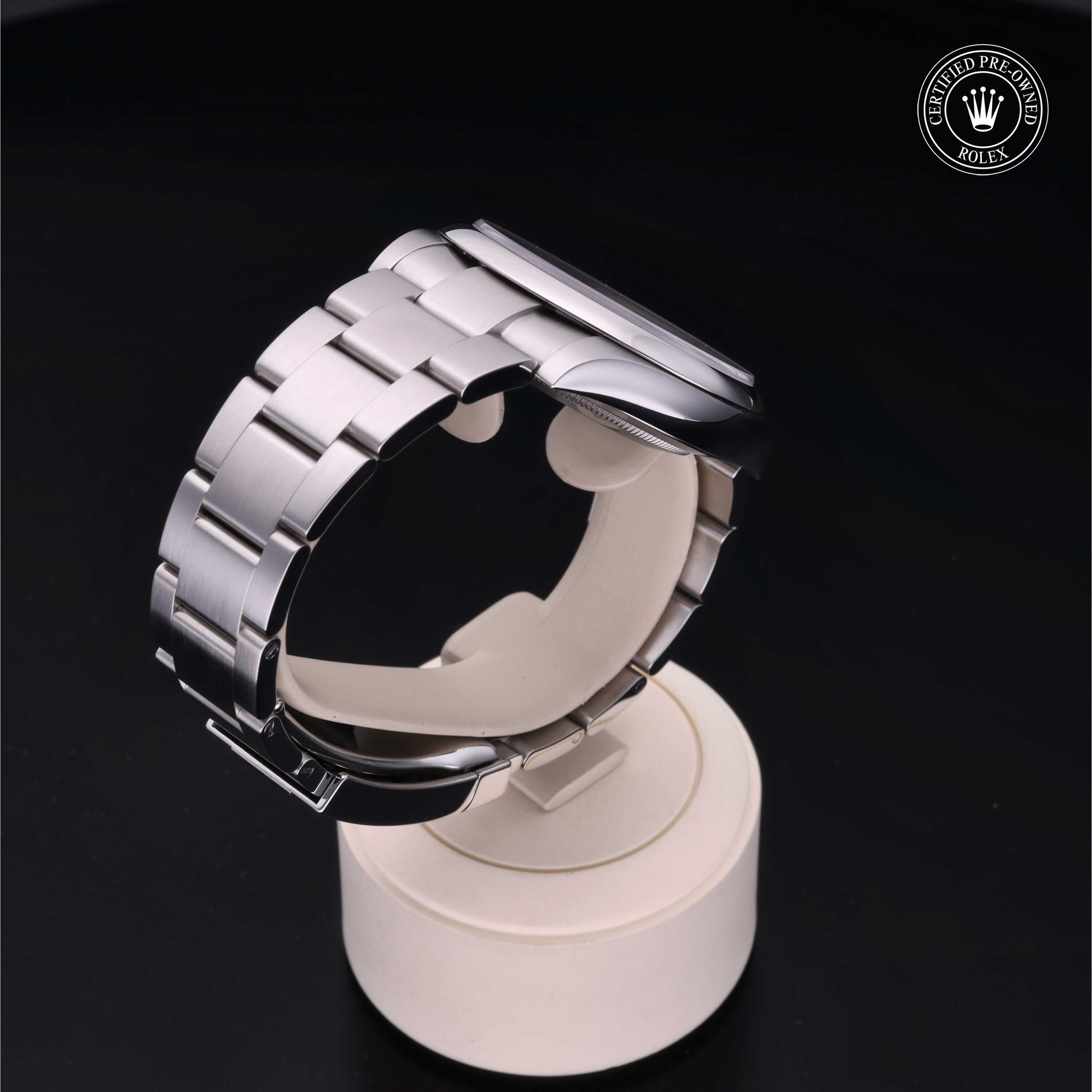 Rolex Oyster Perpetual 41 - 360° view
