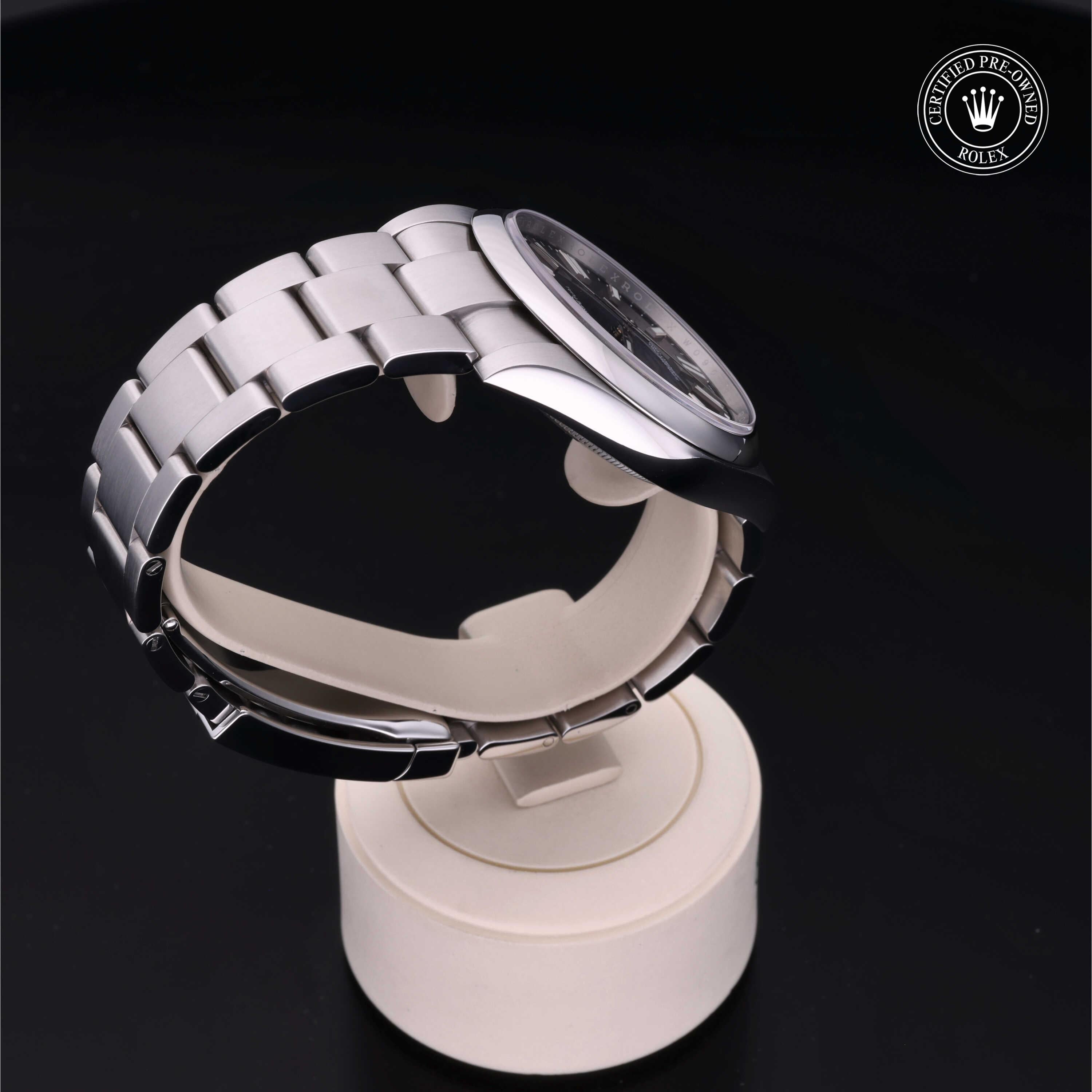 Rolex Oyster Perpetual 41 - 360° view