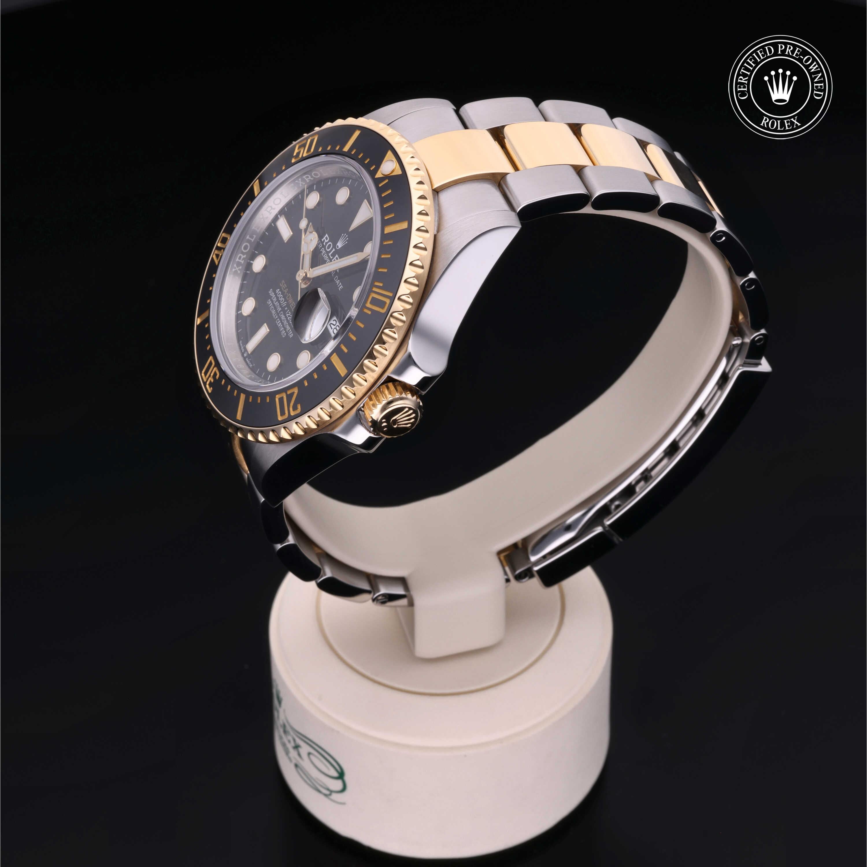 Rolex Sea-Dweller 43 - 360° view