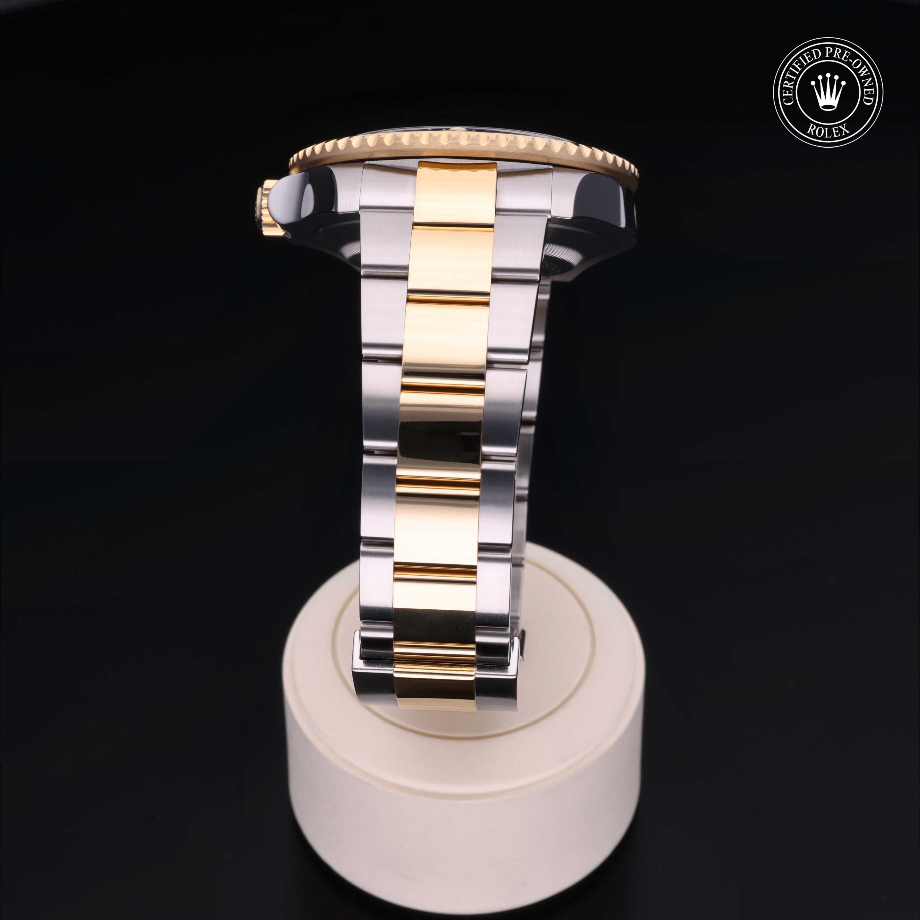 Rolex Sea-Dweller 43 - 360° view