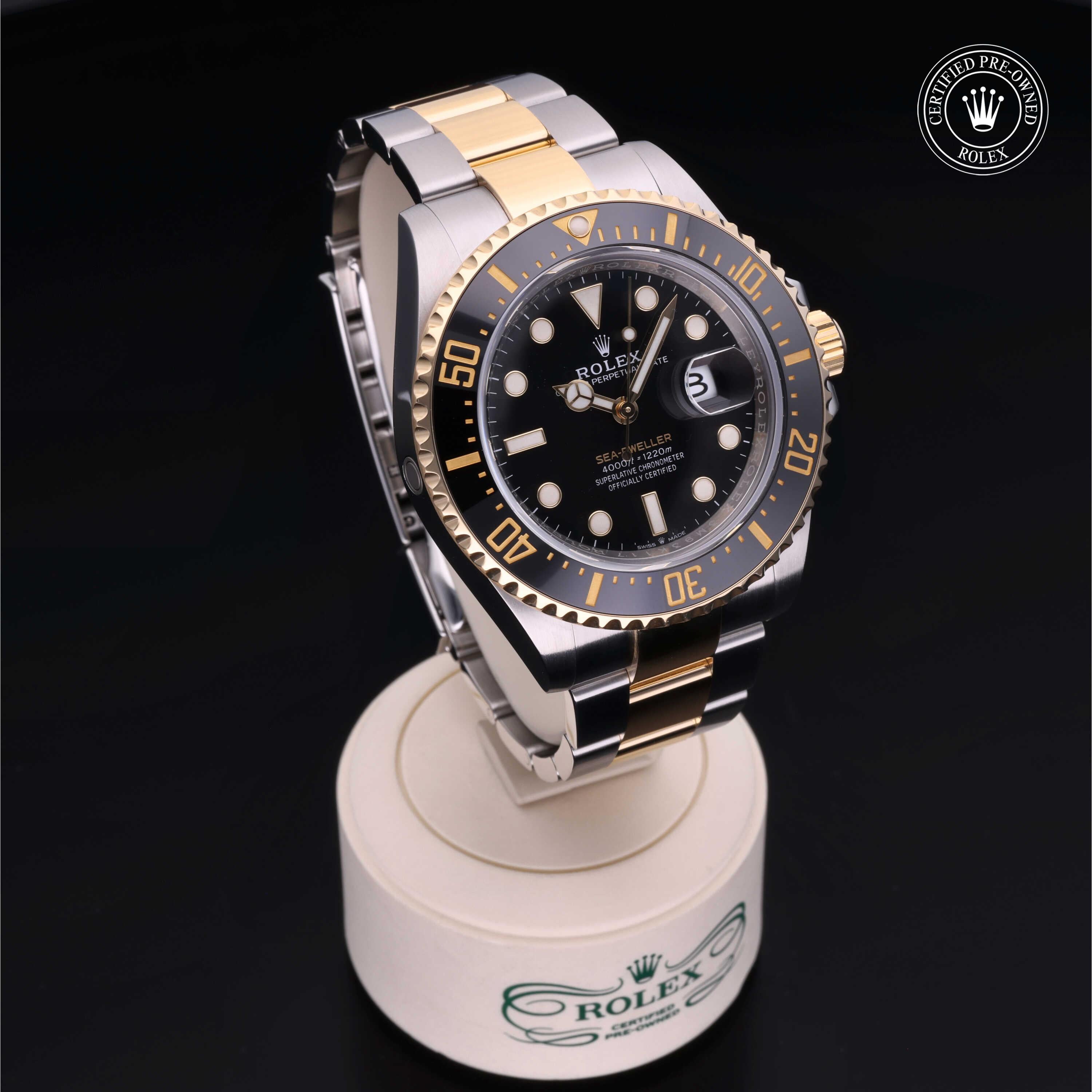 Rolex Sea-Dweller 43 - 360° view