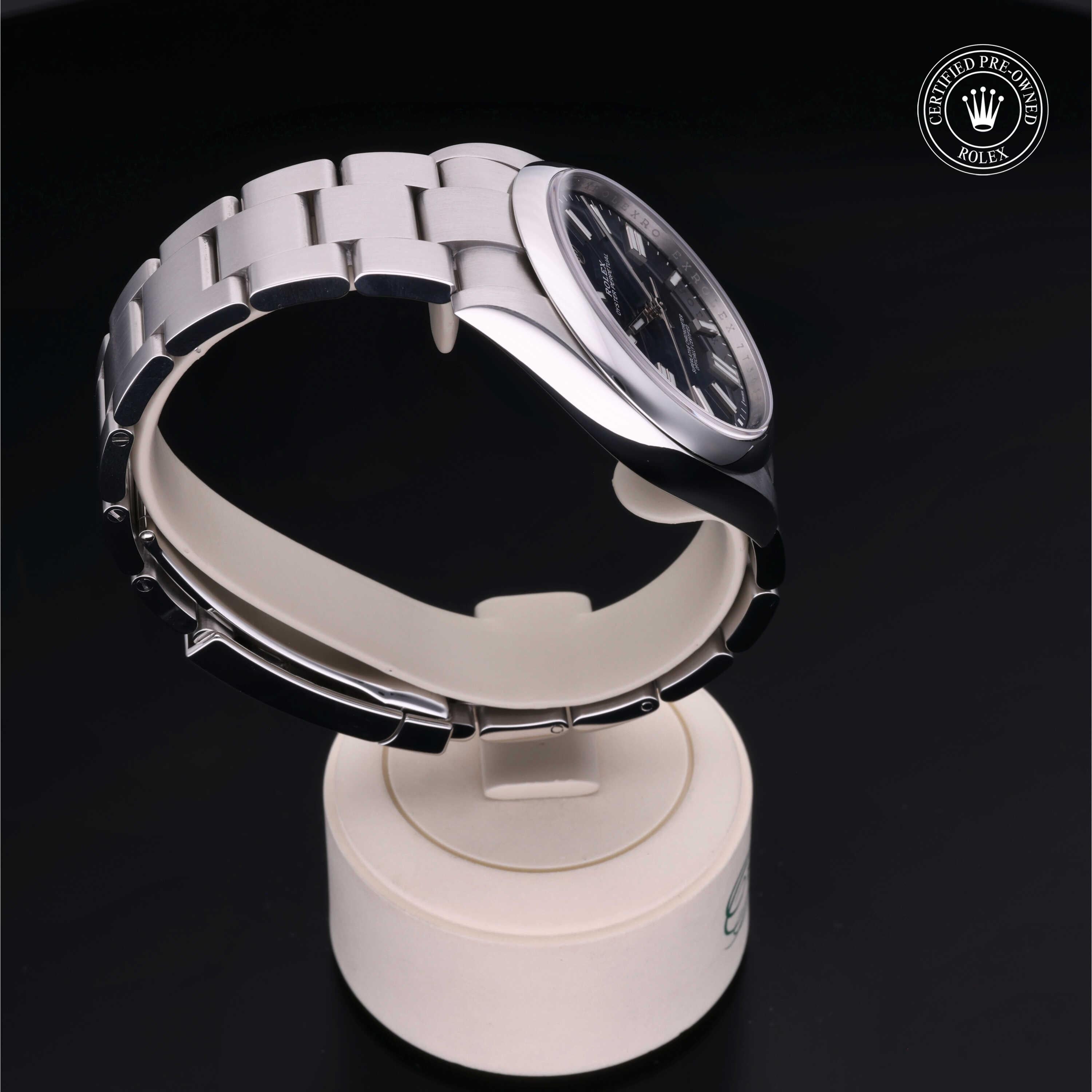 Rolex Oyster Perpetual 41 - 360° view