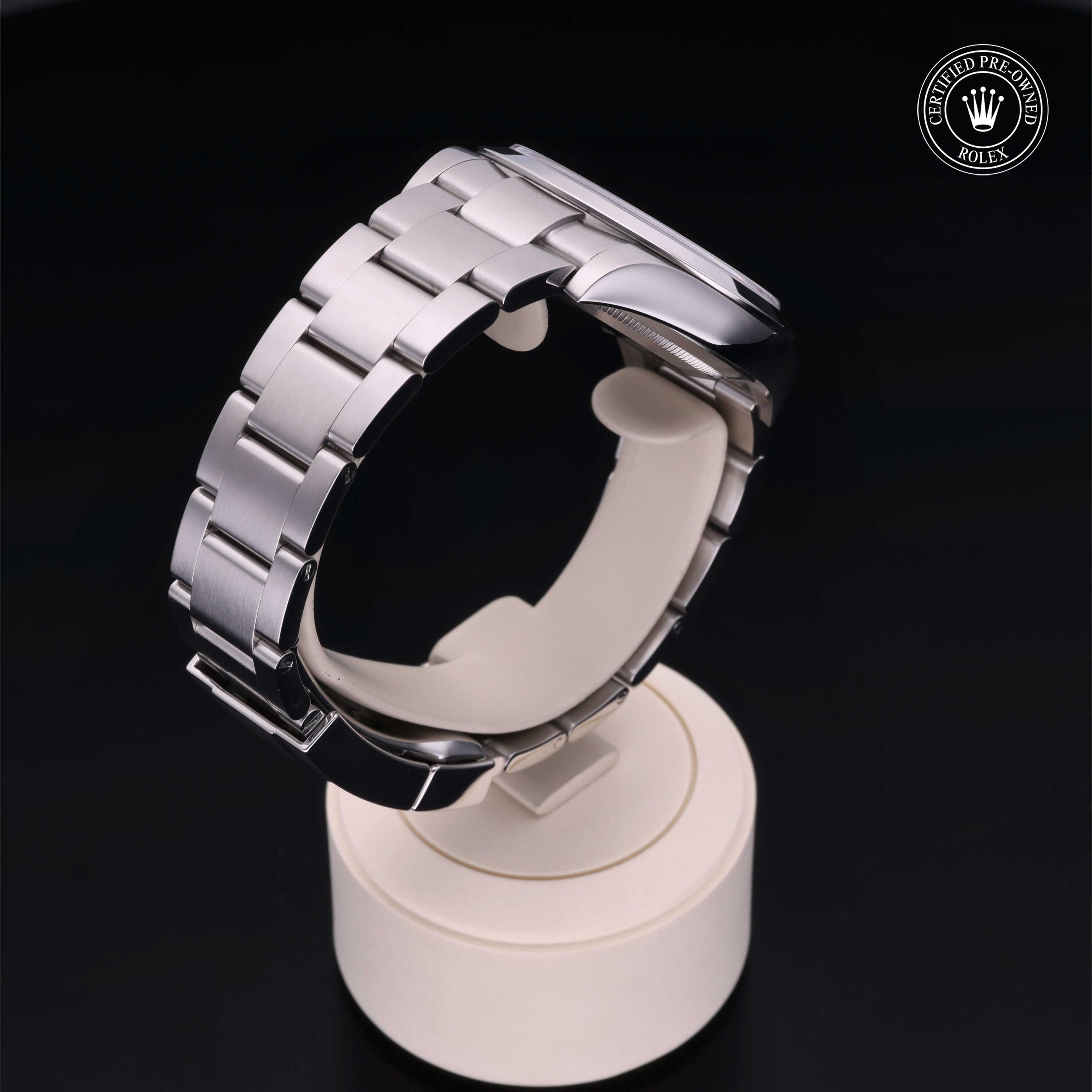 Rolex Explorer 39 - 360° view