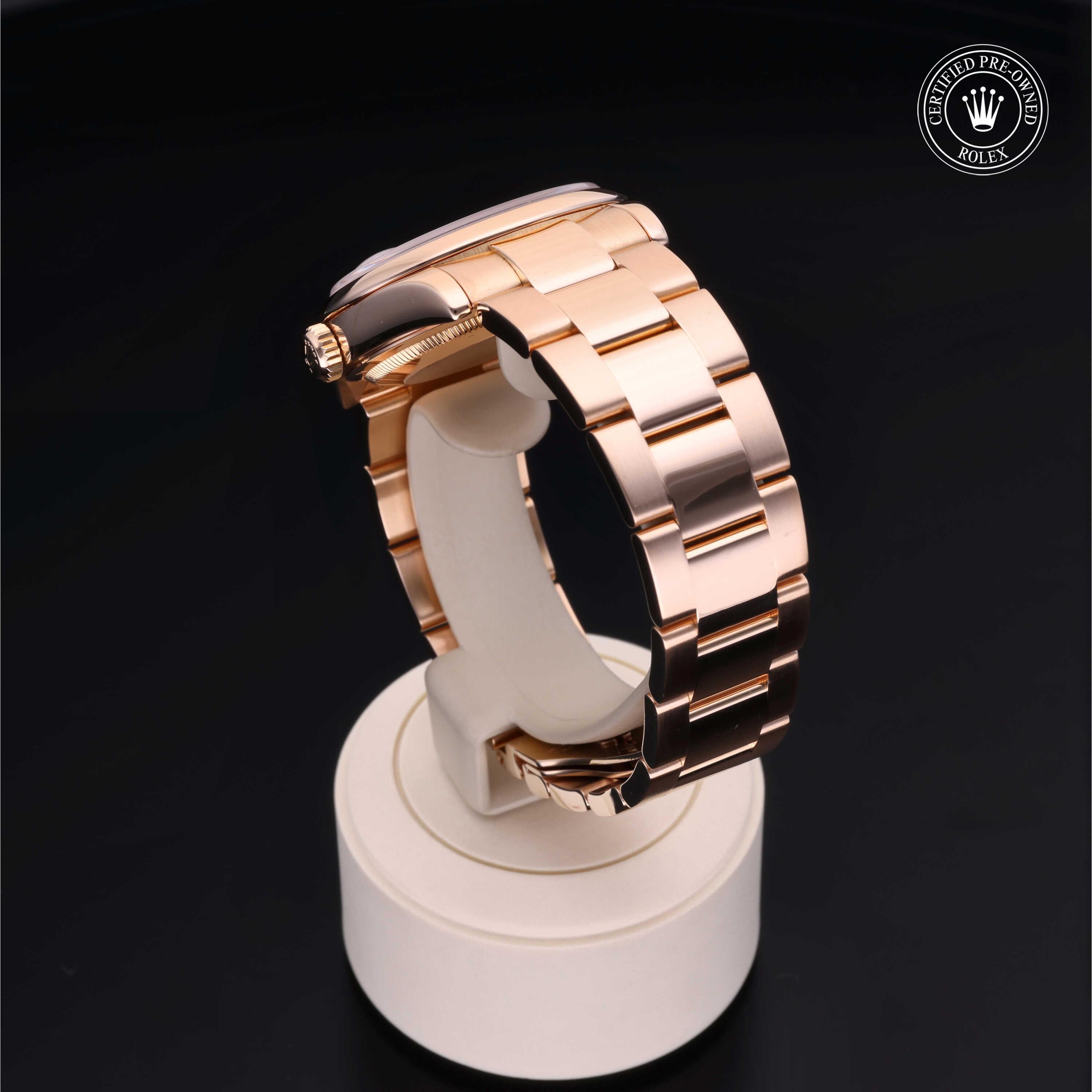 Rolex Day-Date 36 - 360° view