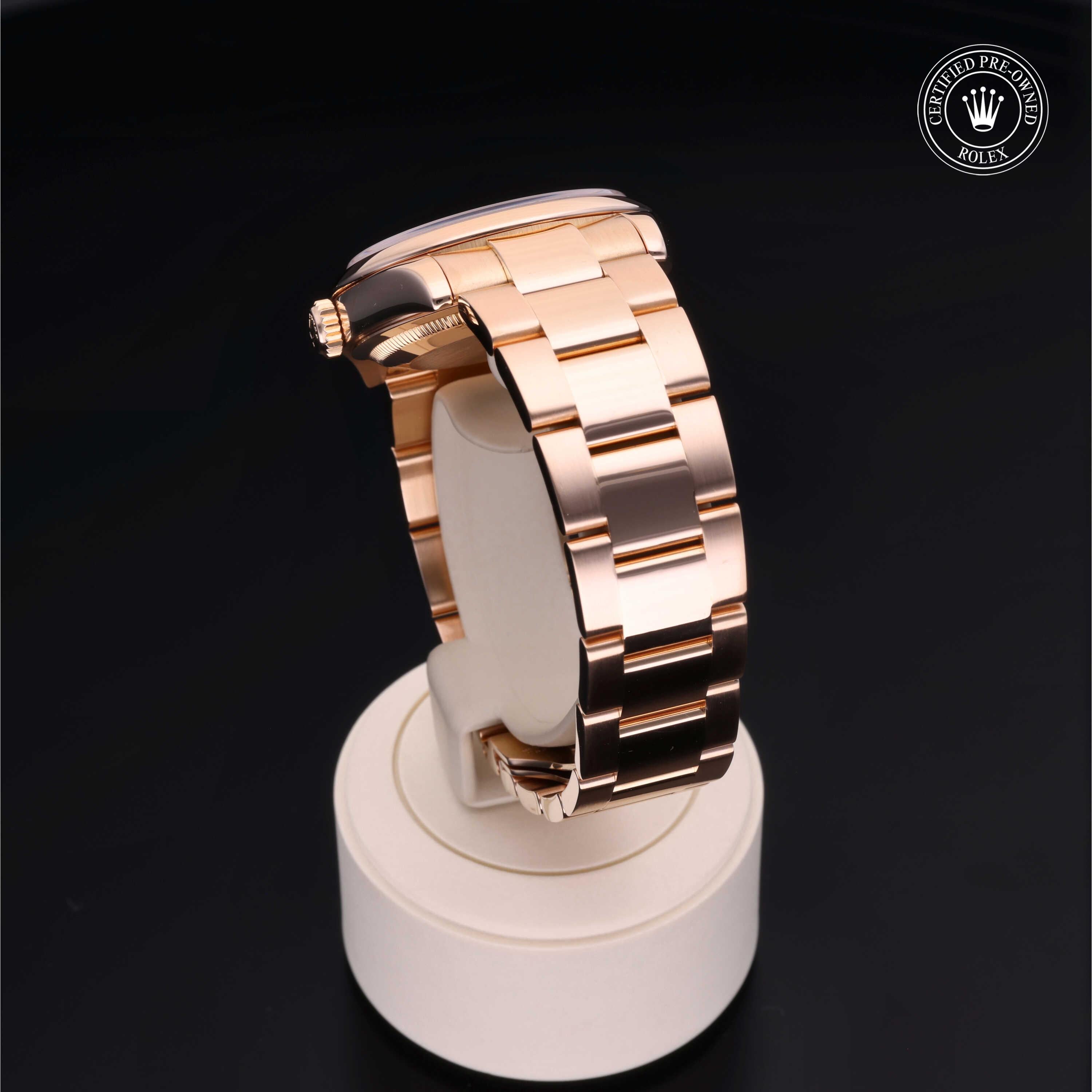 Rolex Day-Date 36 - 360° view