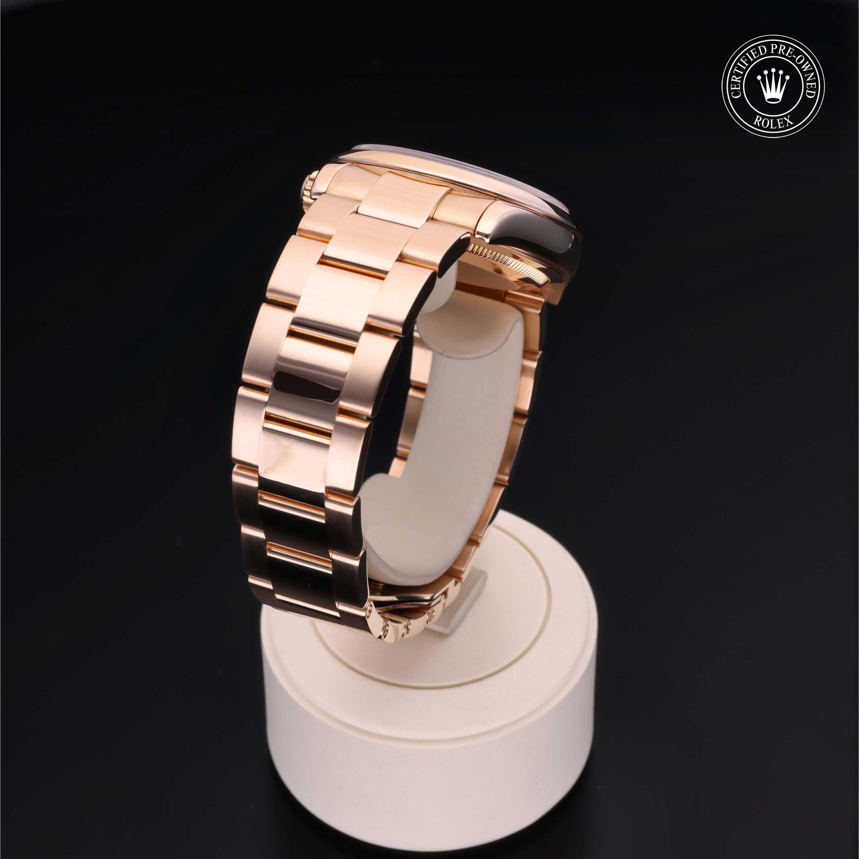 Rolex Day-Date 36 - 360° view