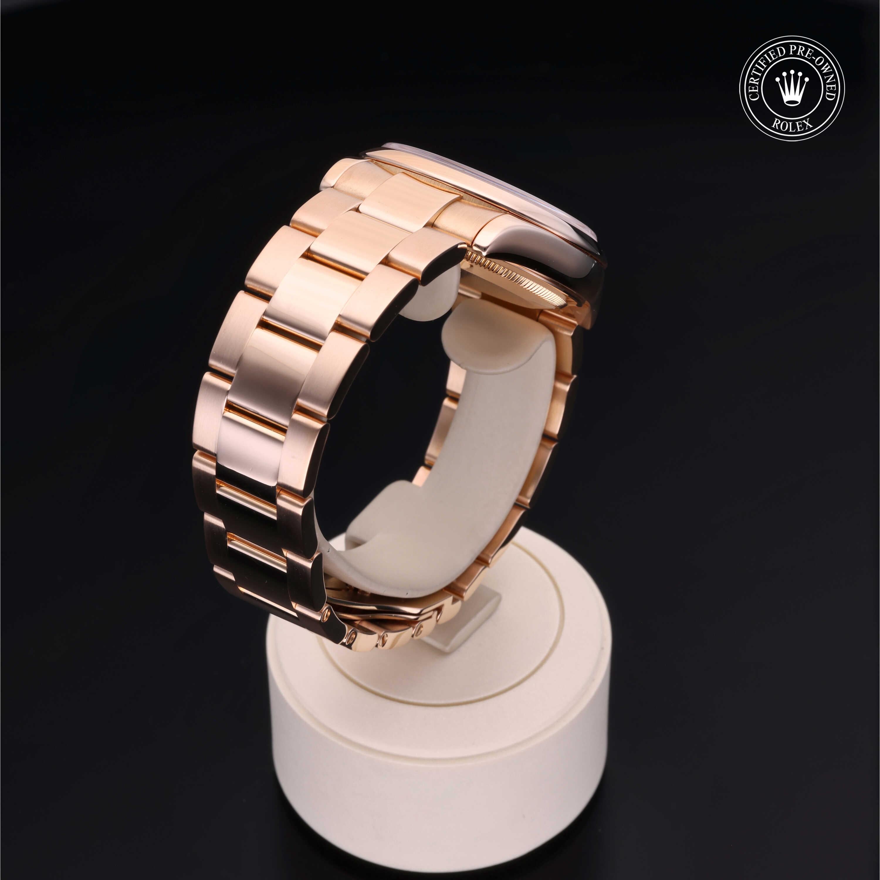 Rolex Day-Date 36 - 360° view