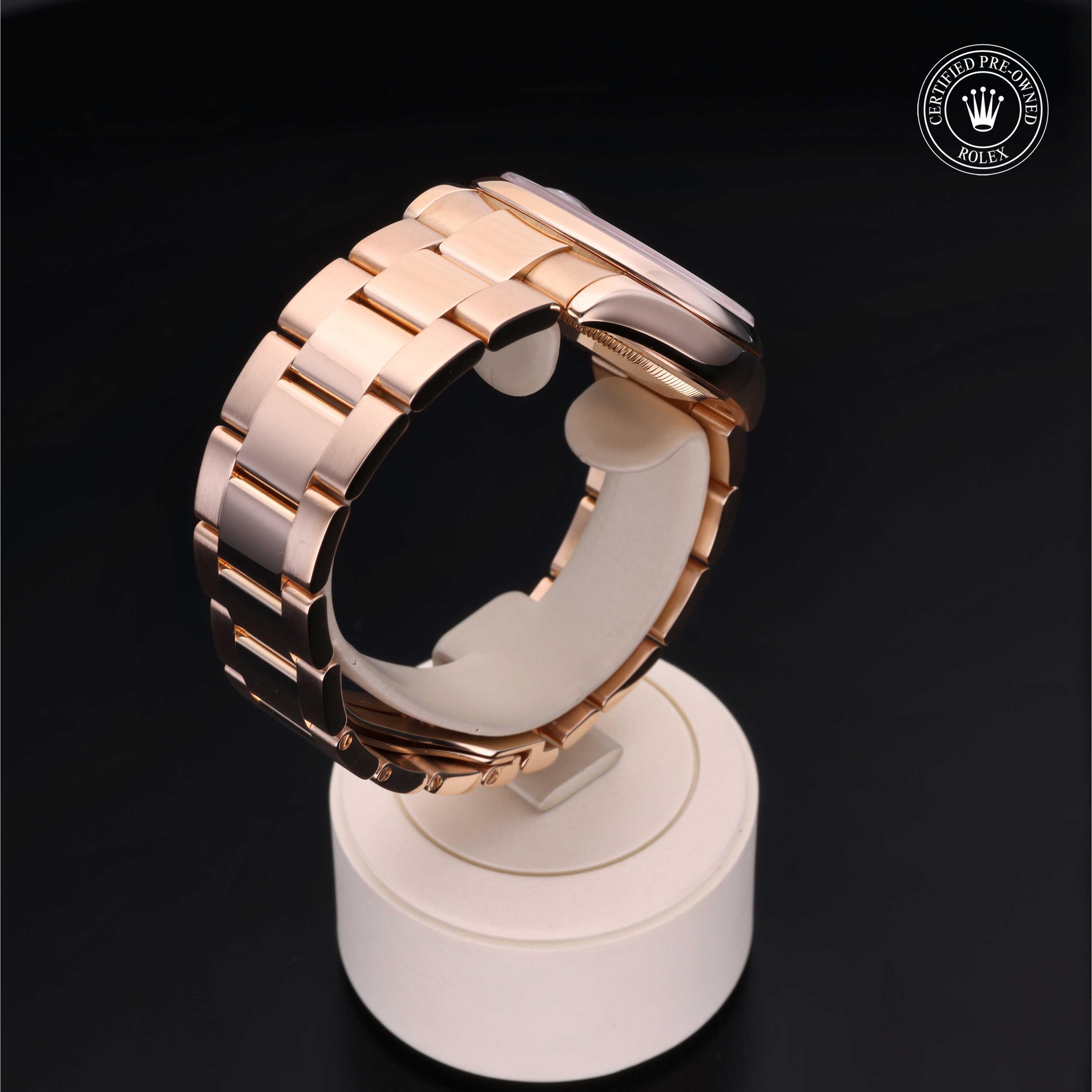 Rolex Day-Date 36 - 360° view