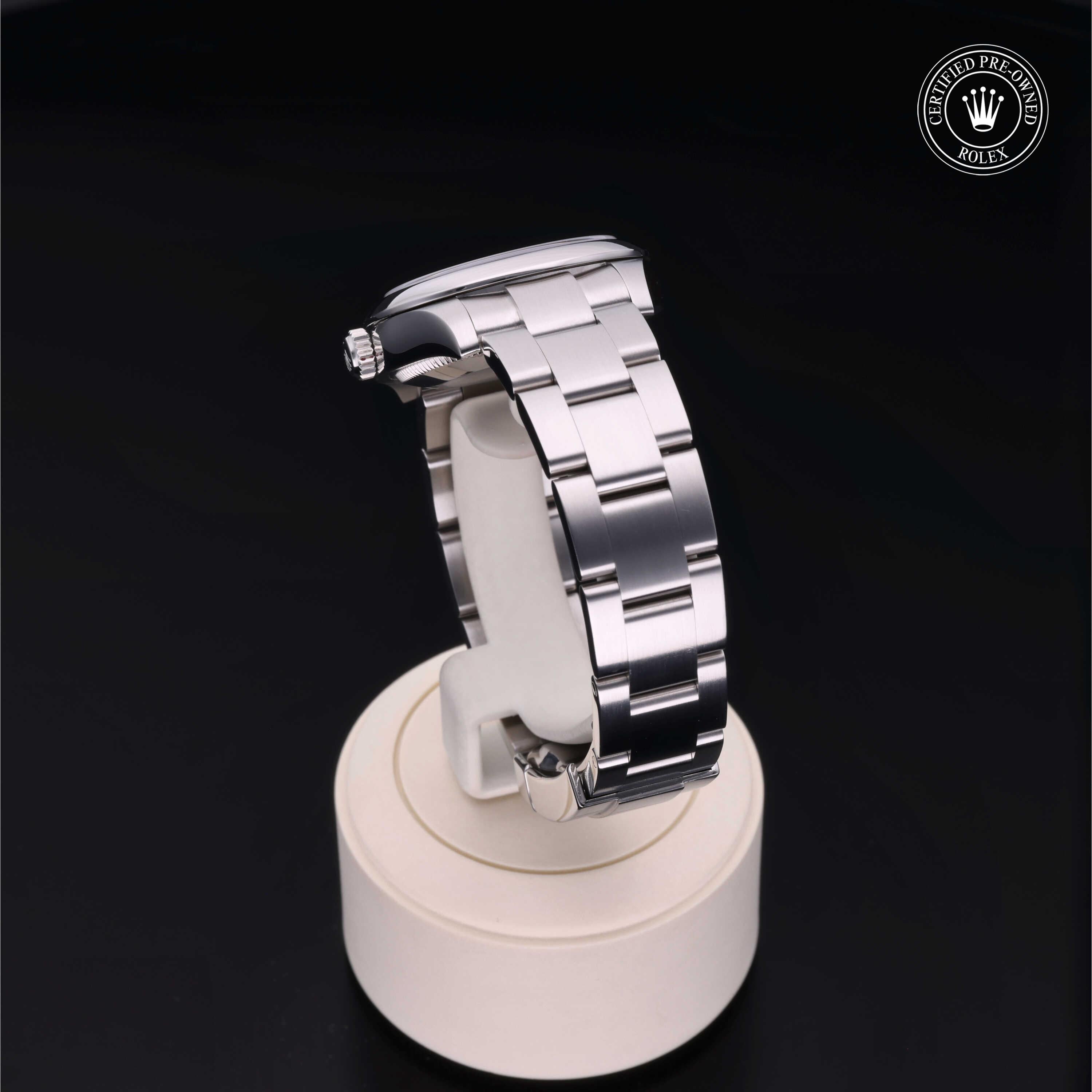 Rolex Oyster Perpetual 31 - 360° view