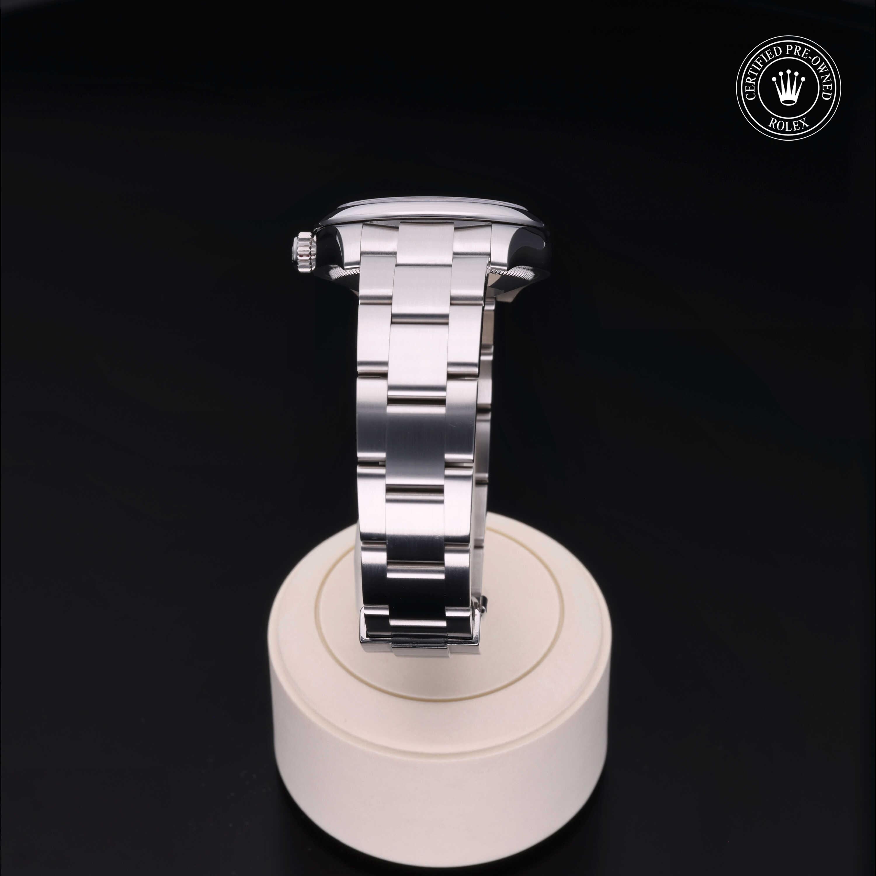 Rolex Oyster Perpetual 31 - 360° view