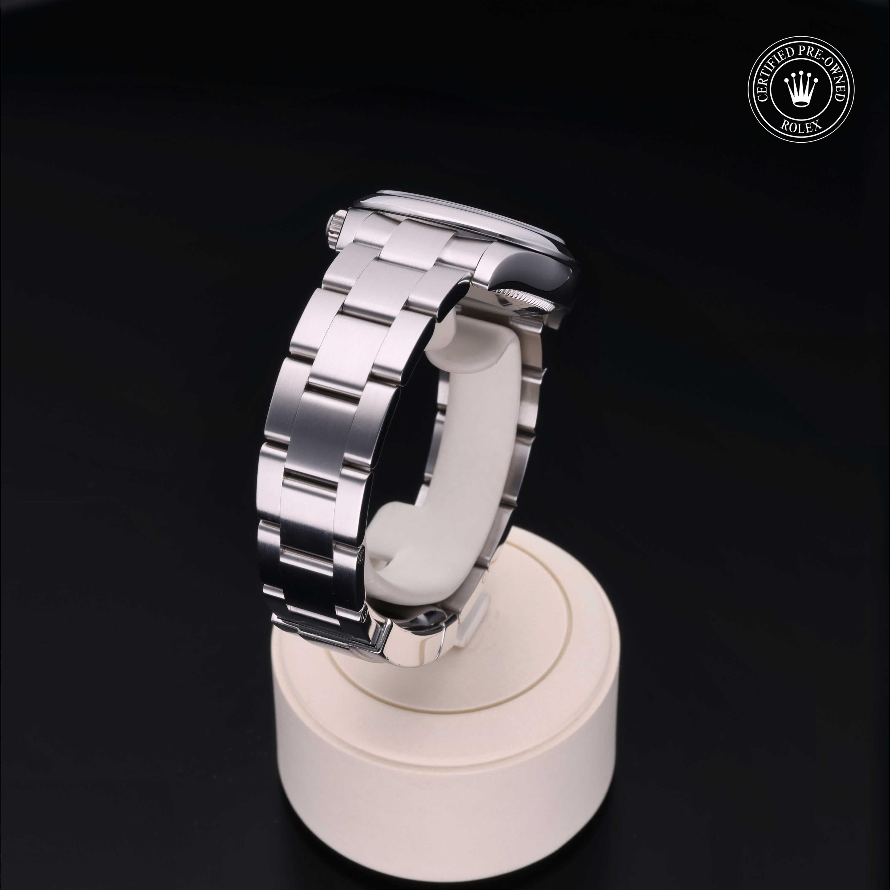 Rolex Oyster Perpetual 31 - 360° view