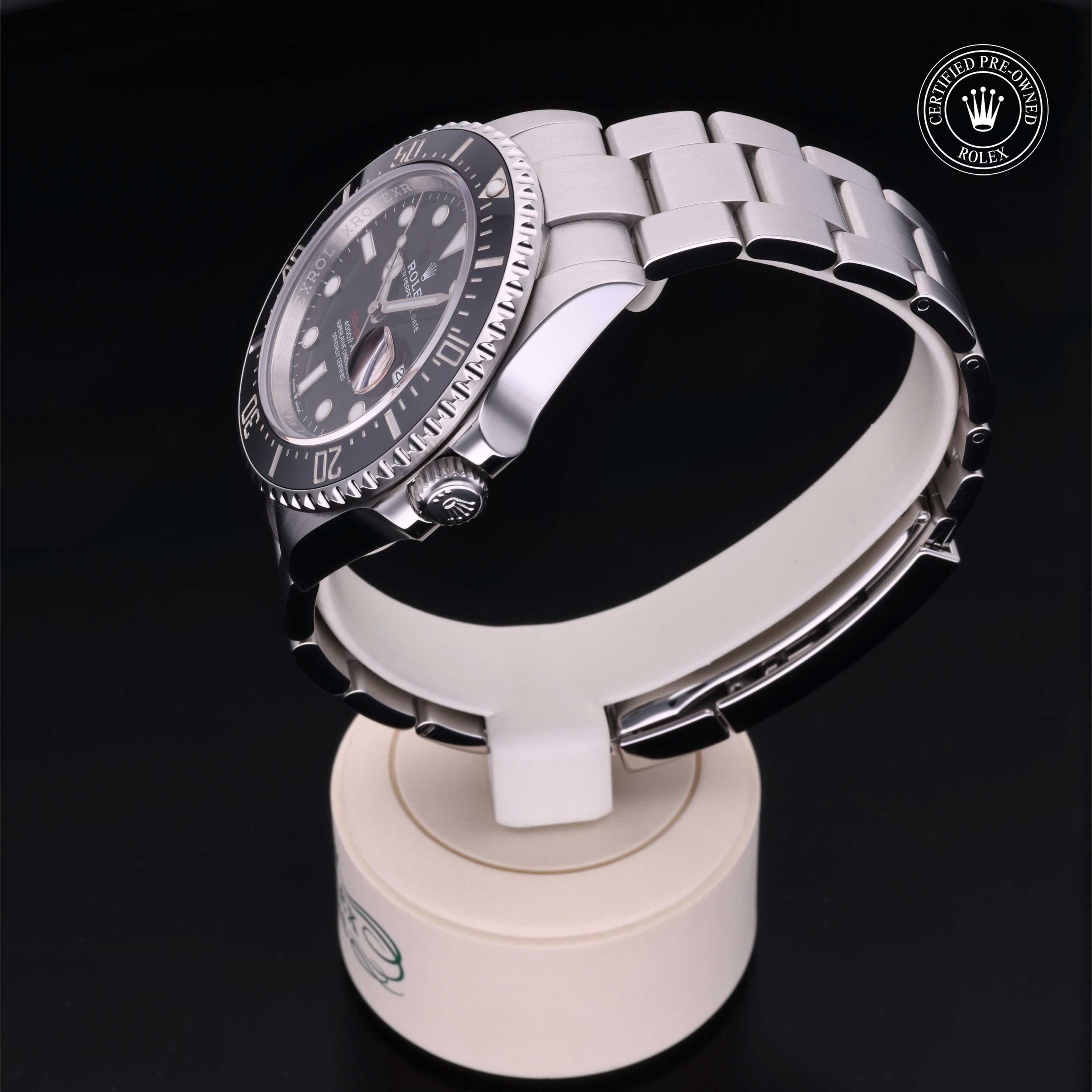 Rolex Sea-Dweller 43 - 360° view