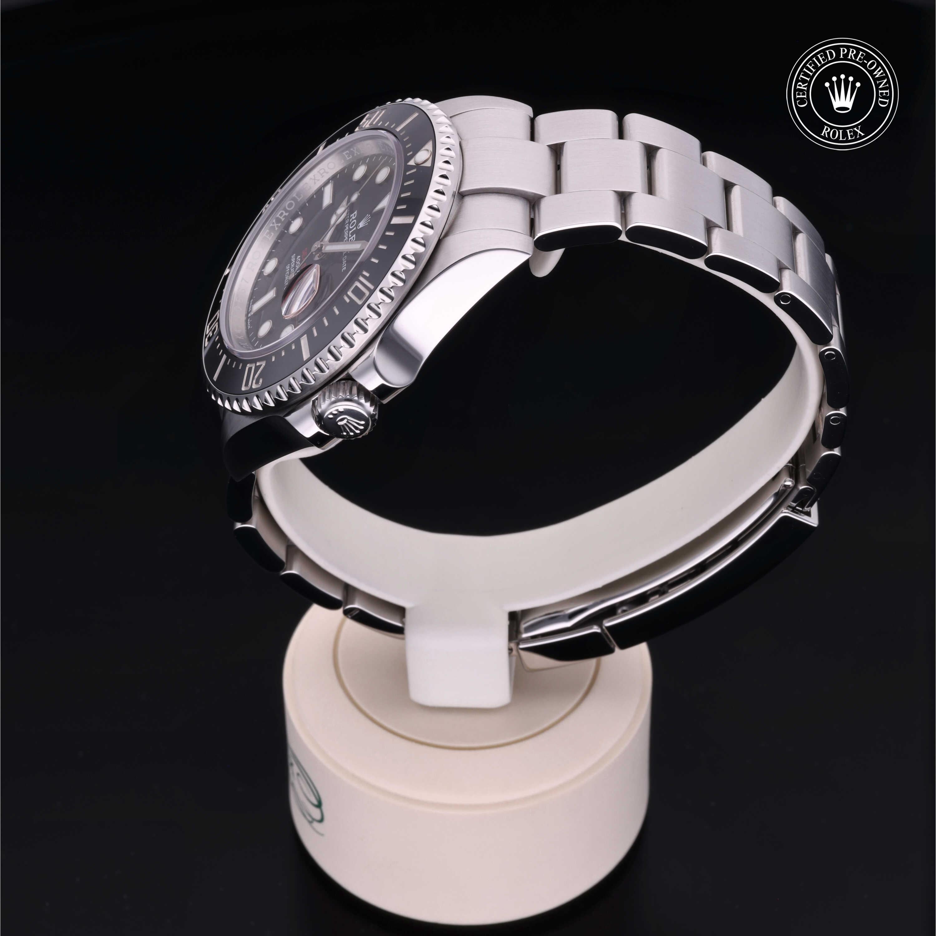 Rolex Sea-Dweller 43 - 360° view