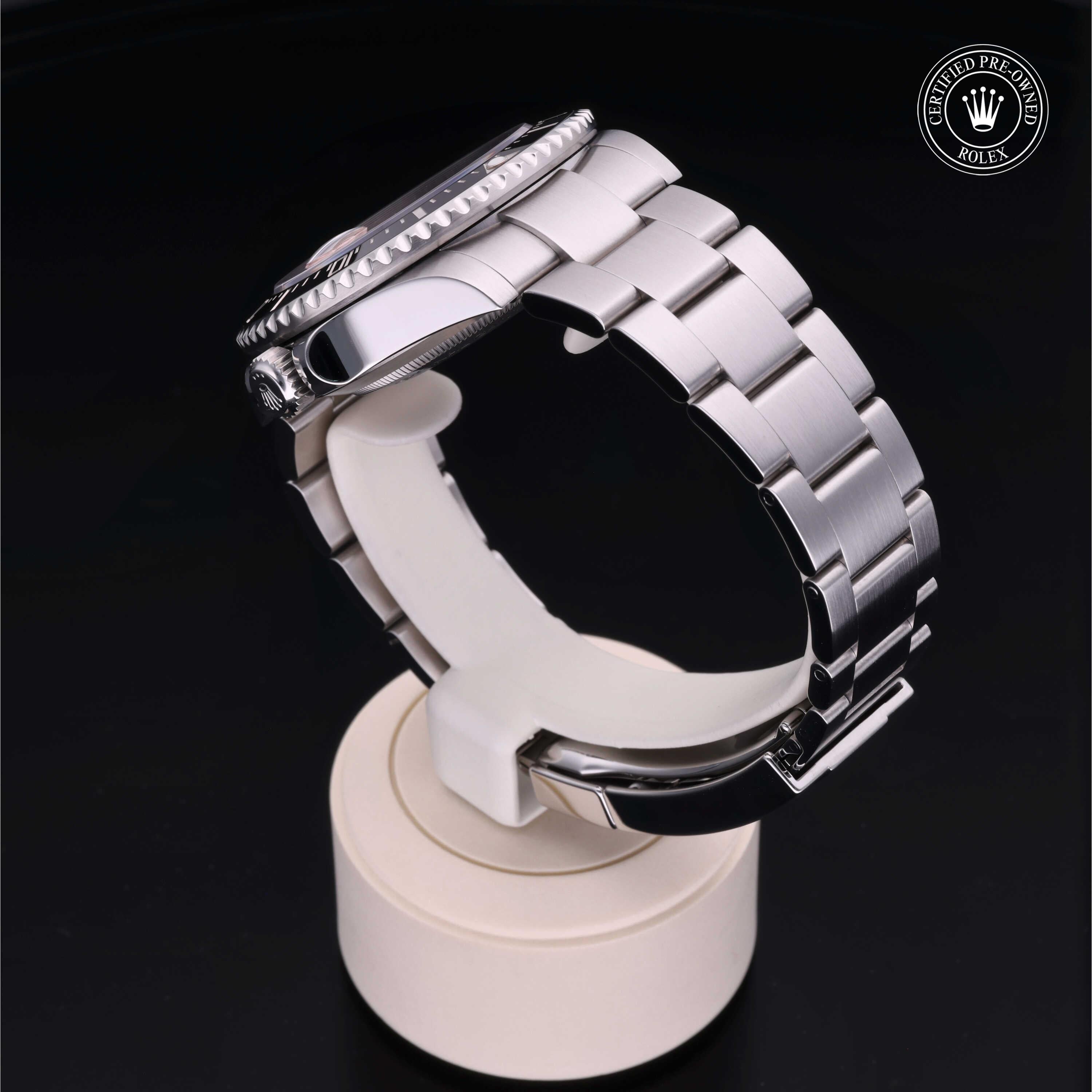Rolex Sea-Dweller 43 - 360° view
