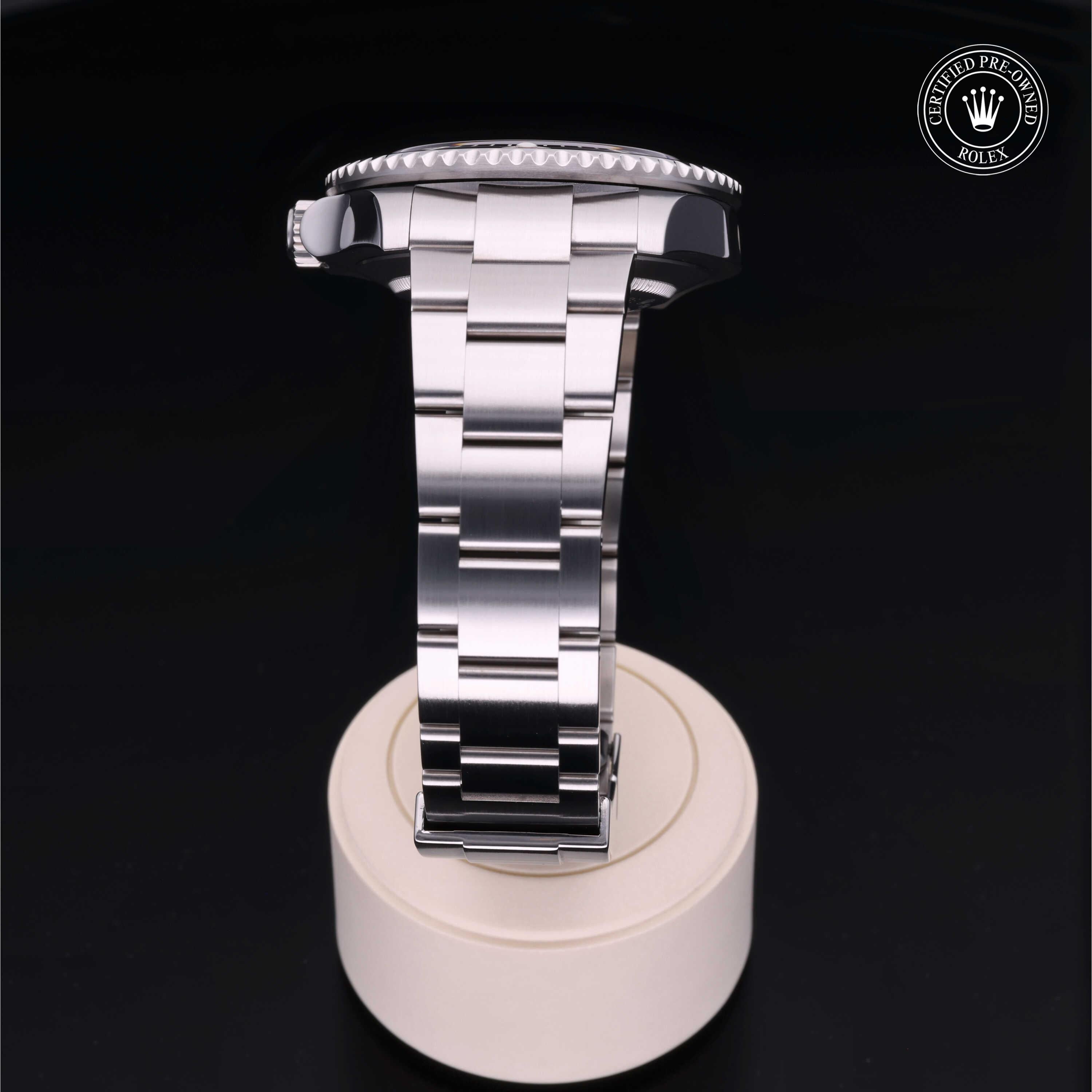 Rolex Sea-Dweller 43 - 360° view