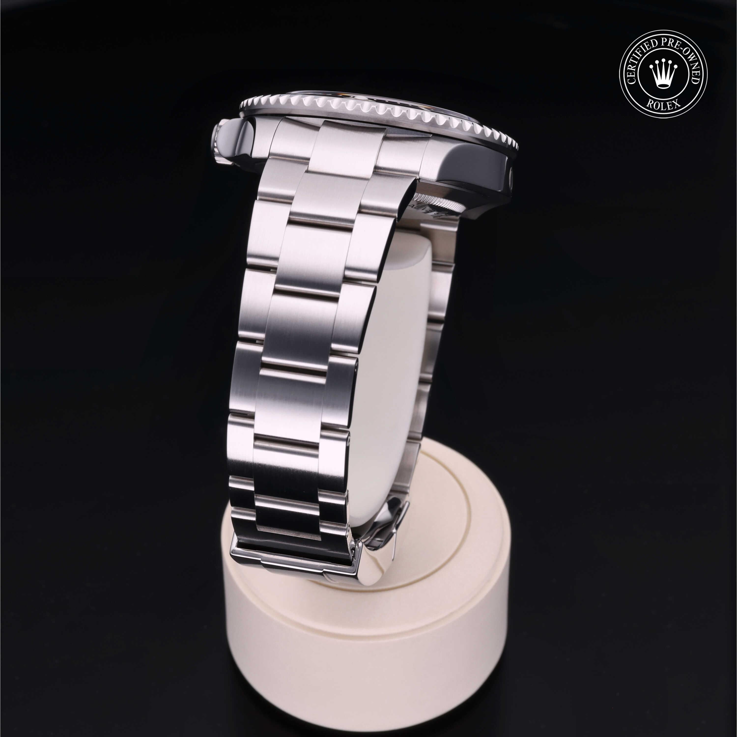 Rolex Sea-Dweller 43 - 360° view