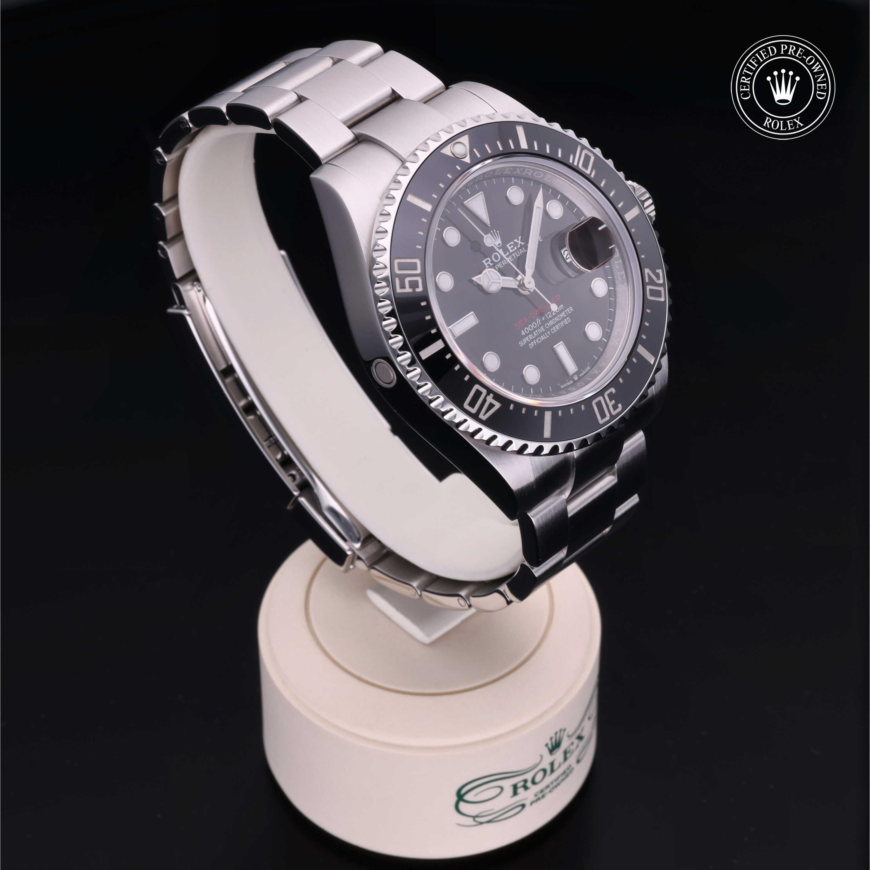 Rolex Sea-Dweller 43 - 360° view