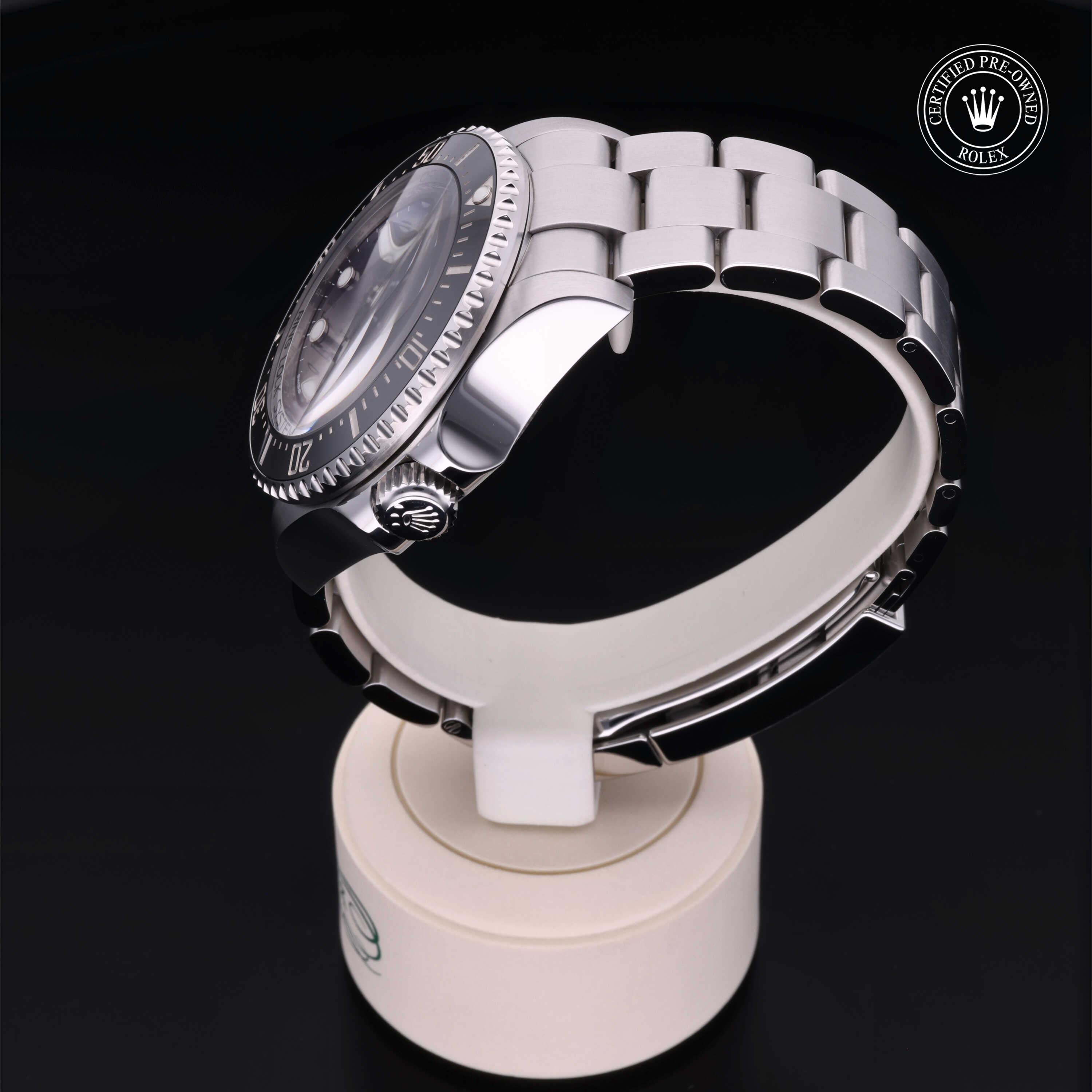 Rolex Deepsea 44 - 360° view