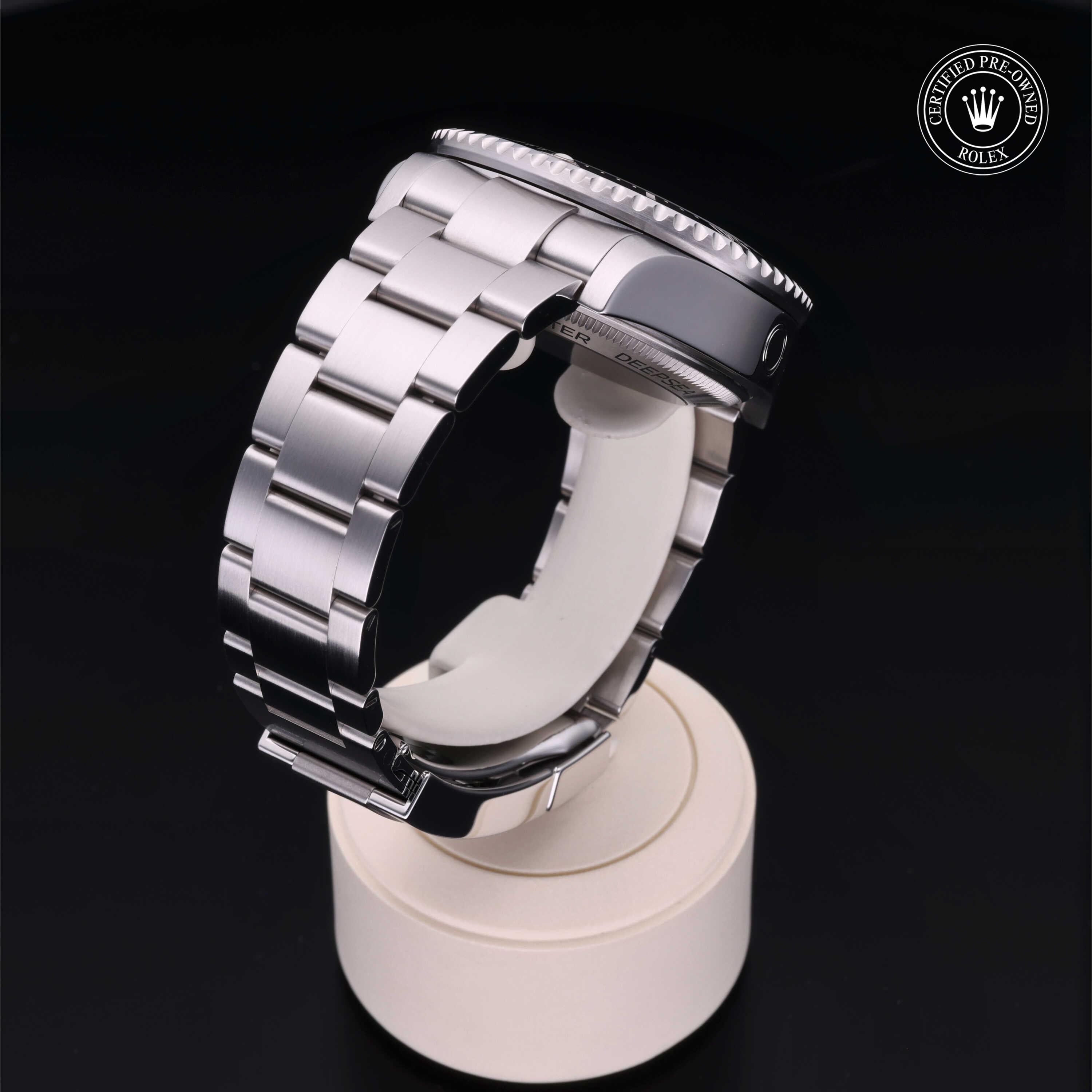 Rolex Deepsea 44 - 360° view