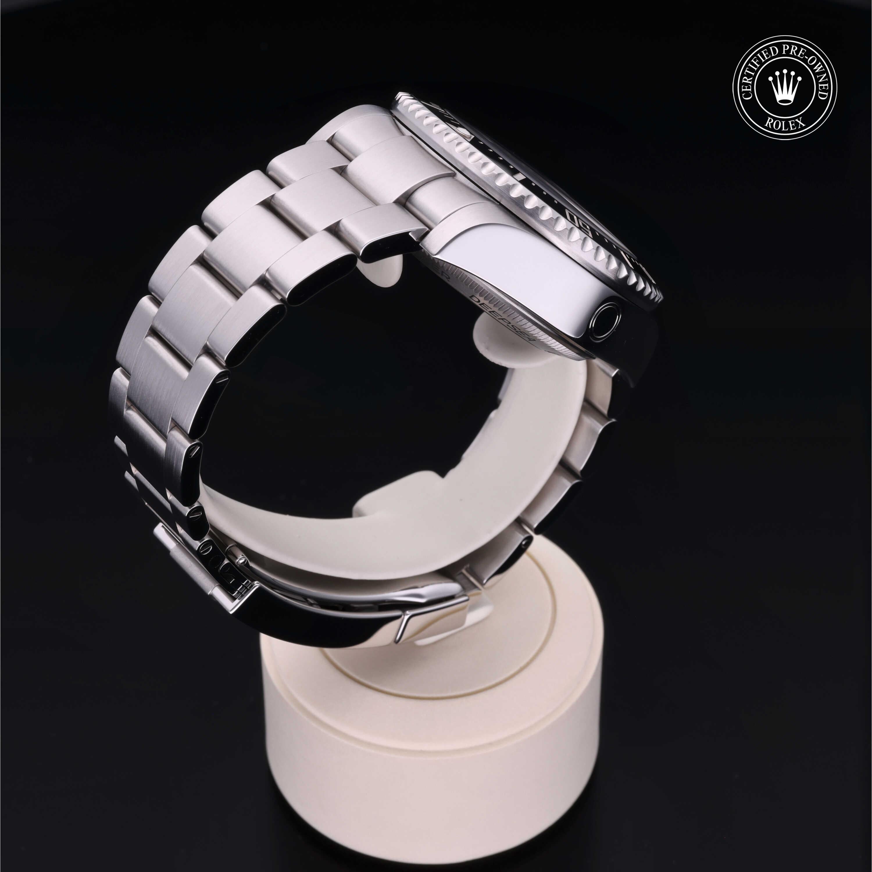 Rolex Deepsea 44 - 360° view