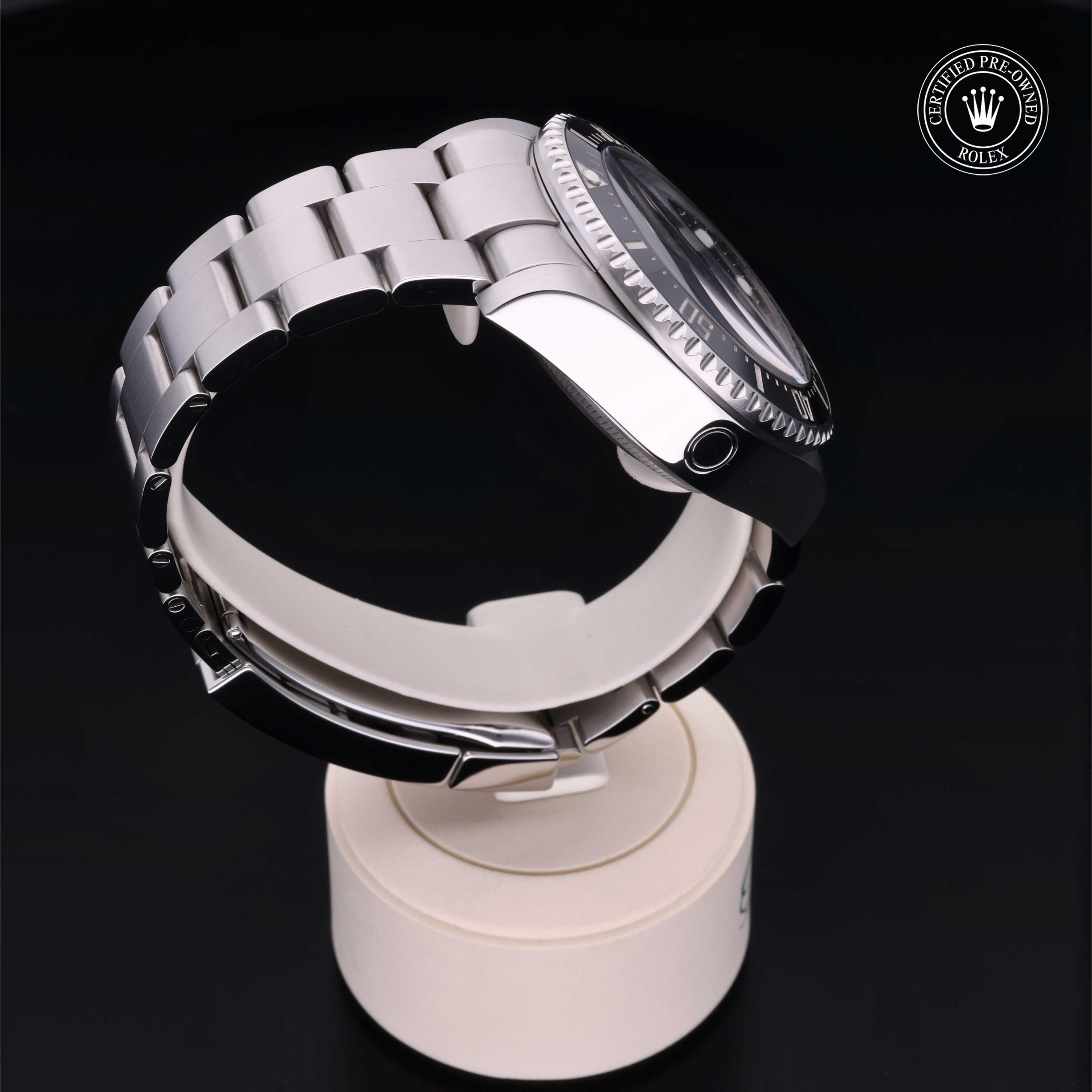 Rolex Deepsea 44 - 360° view