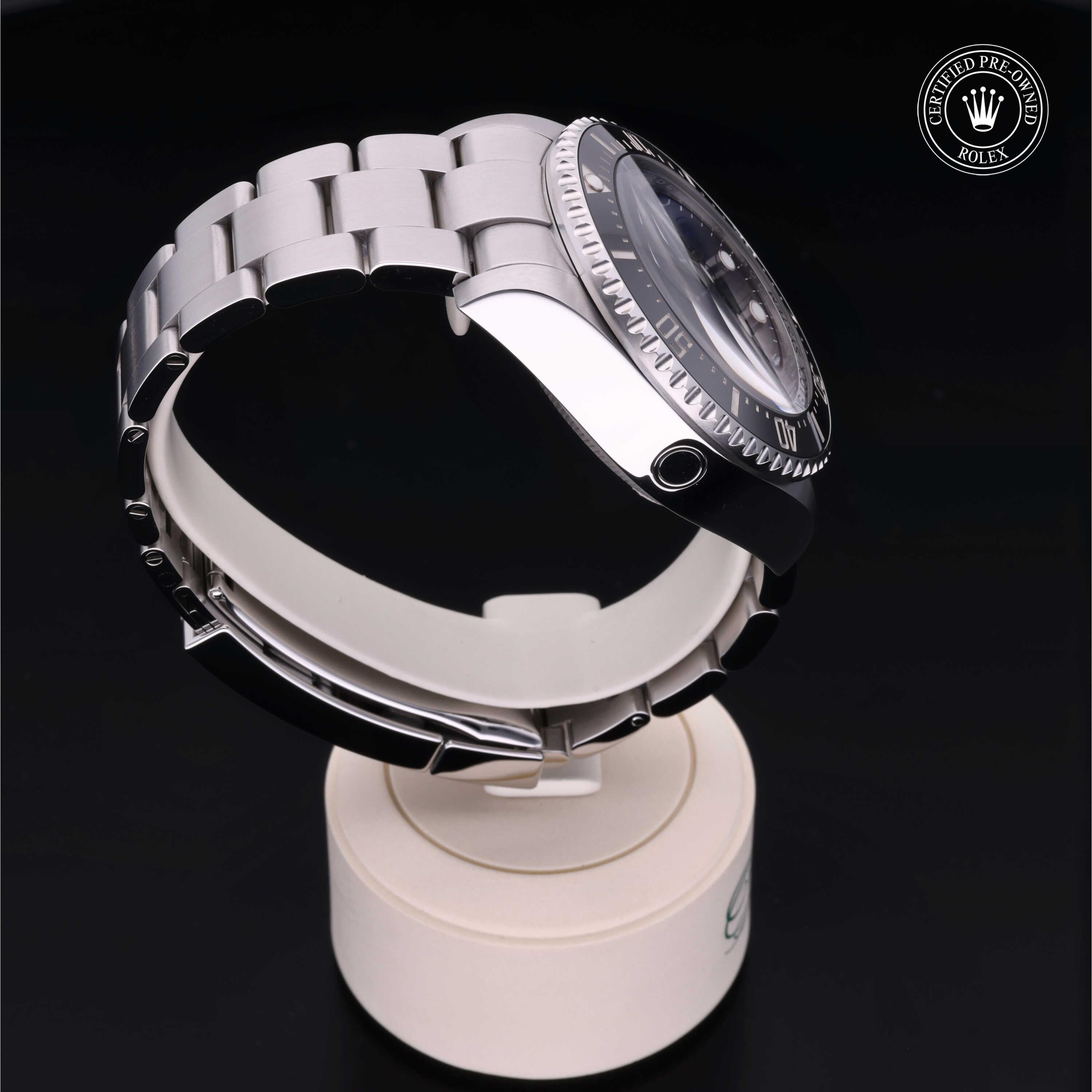 Rolex Deepsea 44 - 360° view