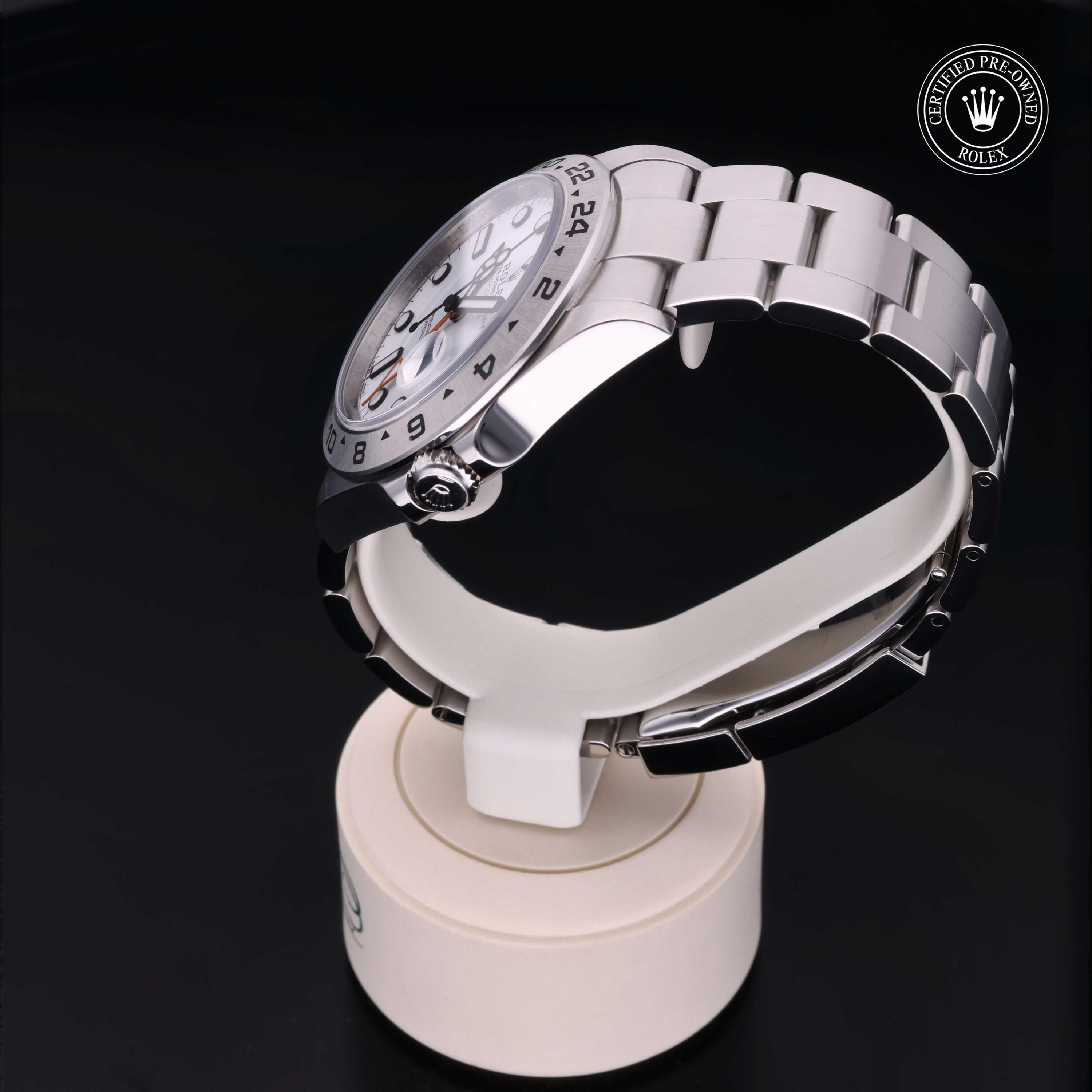 Rolex Explorer II 42 - 360° view