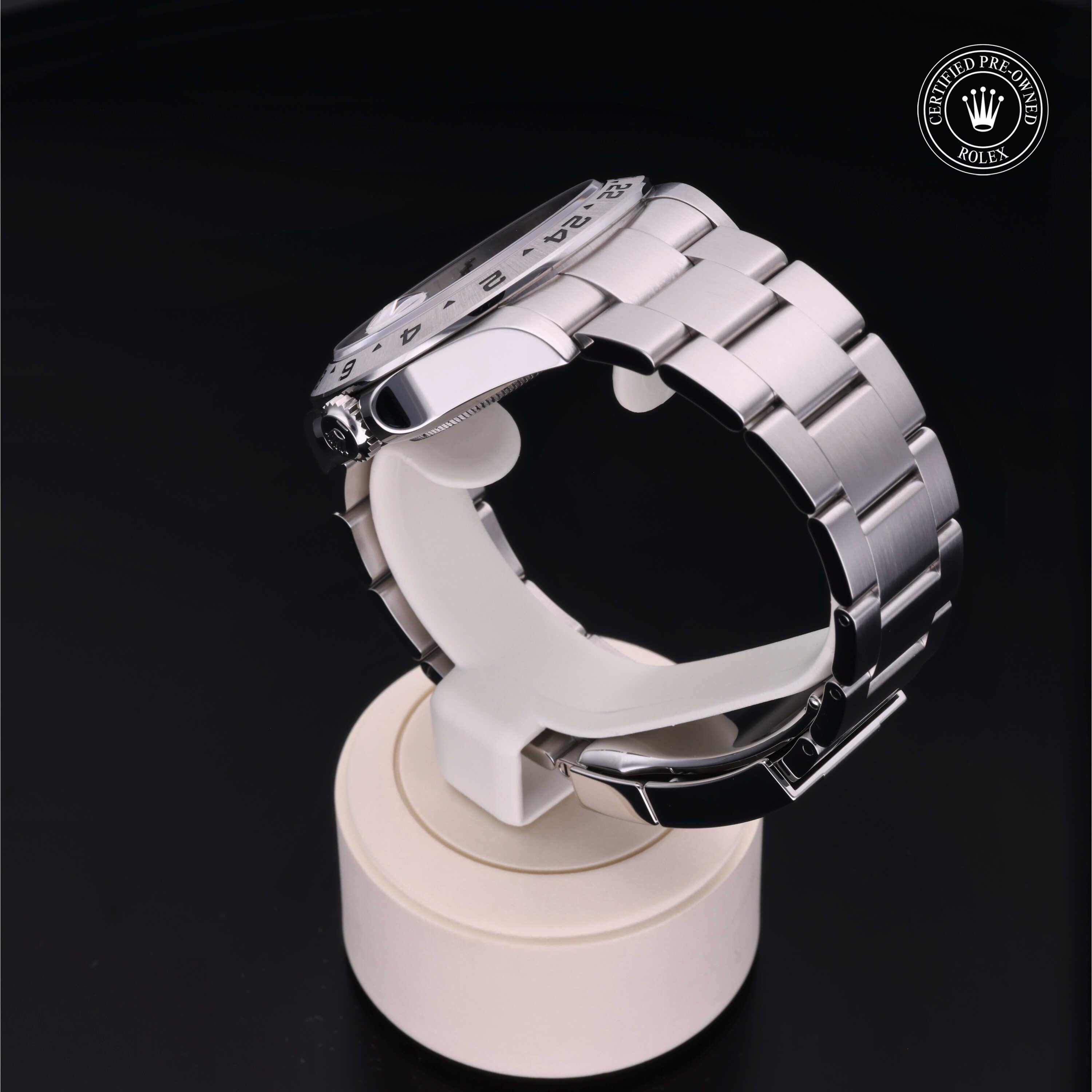 Rolex Explorer II 42 - 360° view