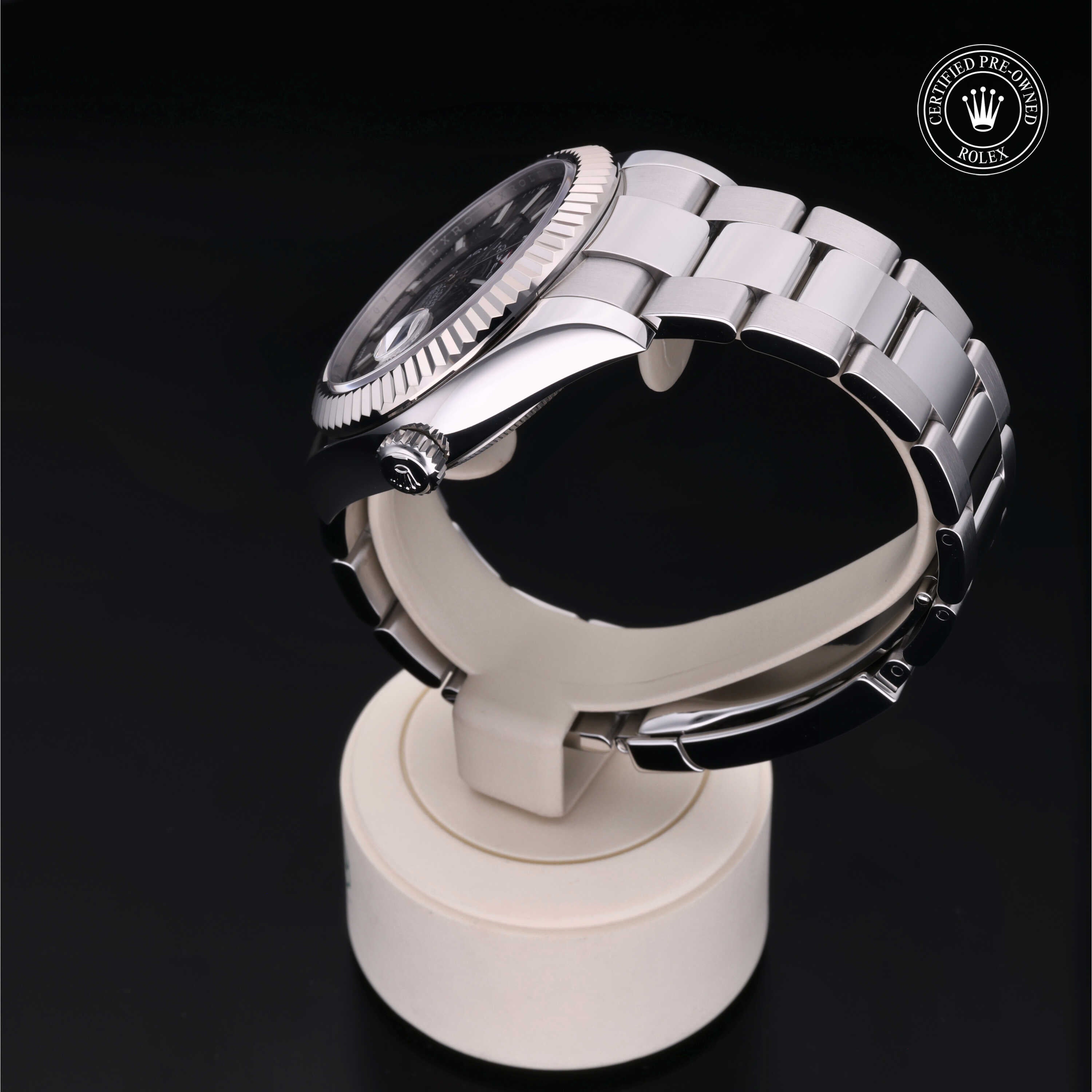 Rolex Sky-Dweller 42 - 360° view