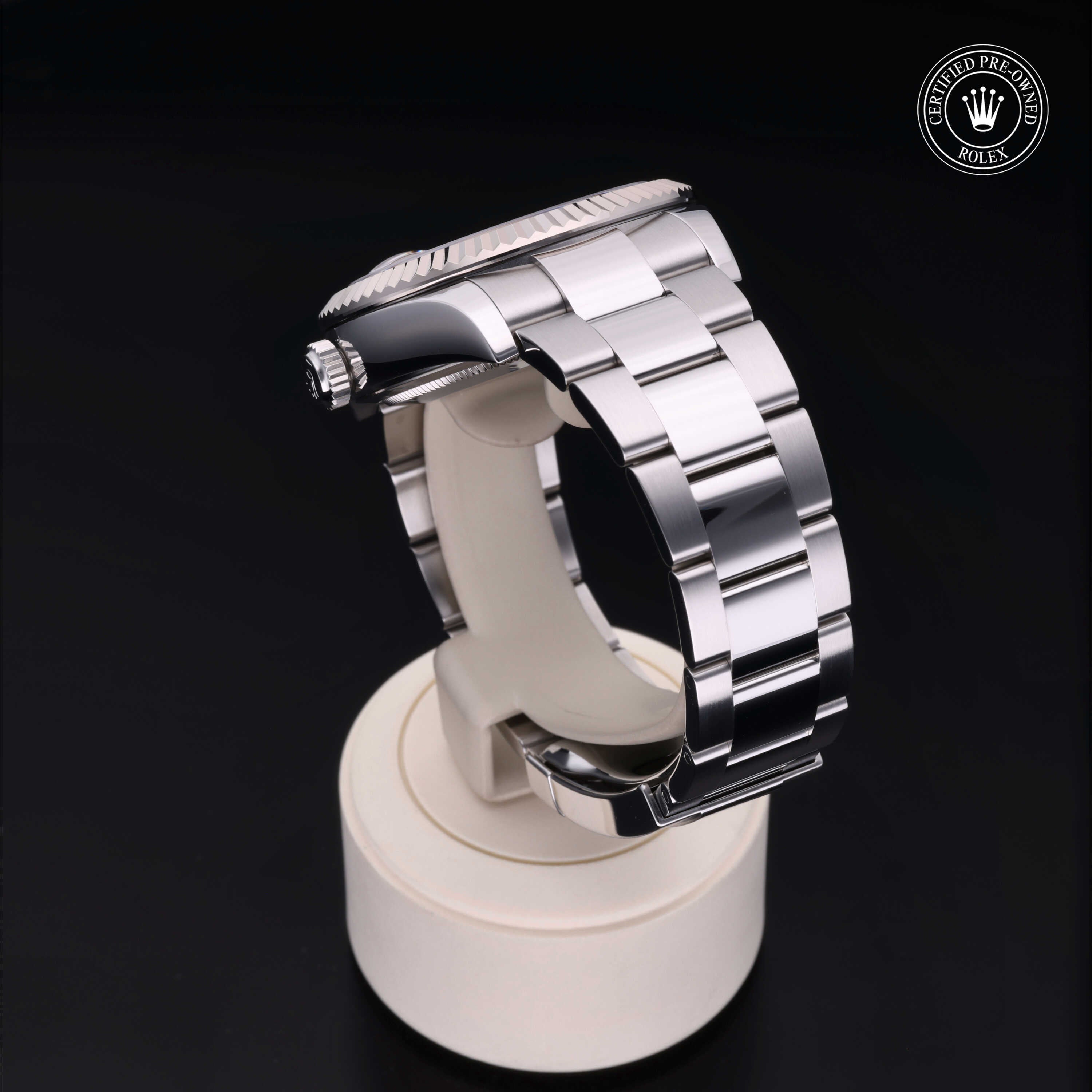 Rolex Sky-Dweller 42 - 360° view