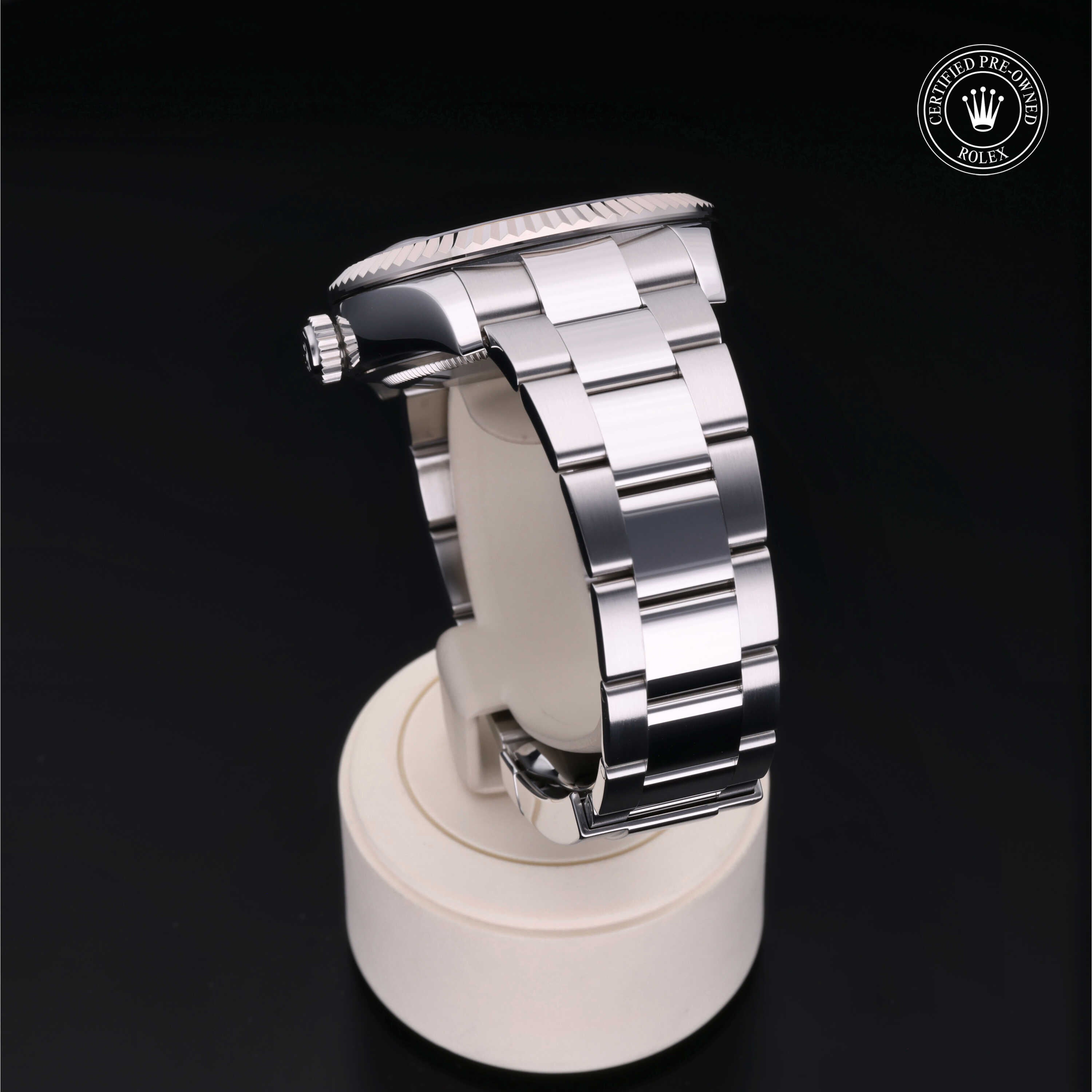 Rolex Sky-Dweller 42 - 360° view