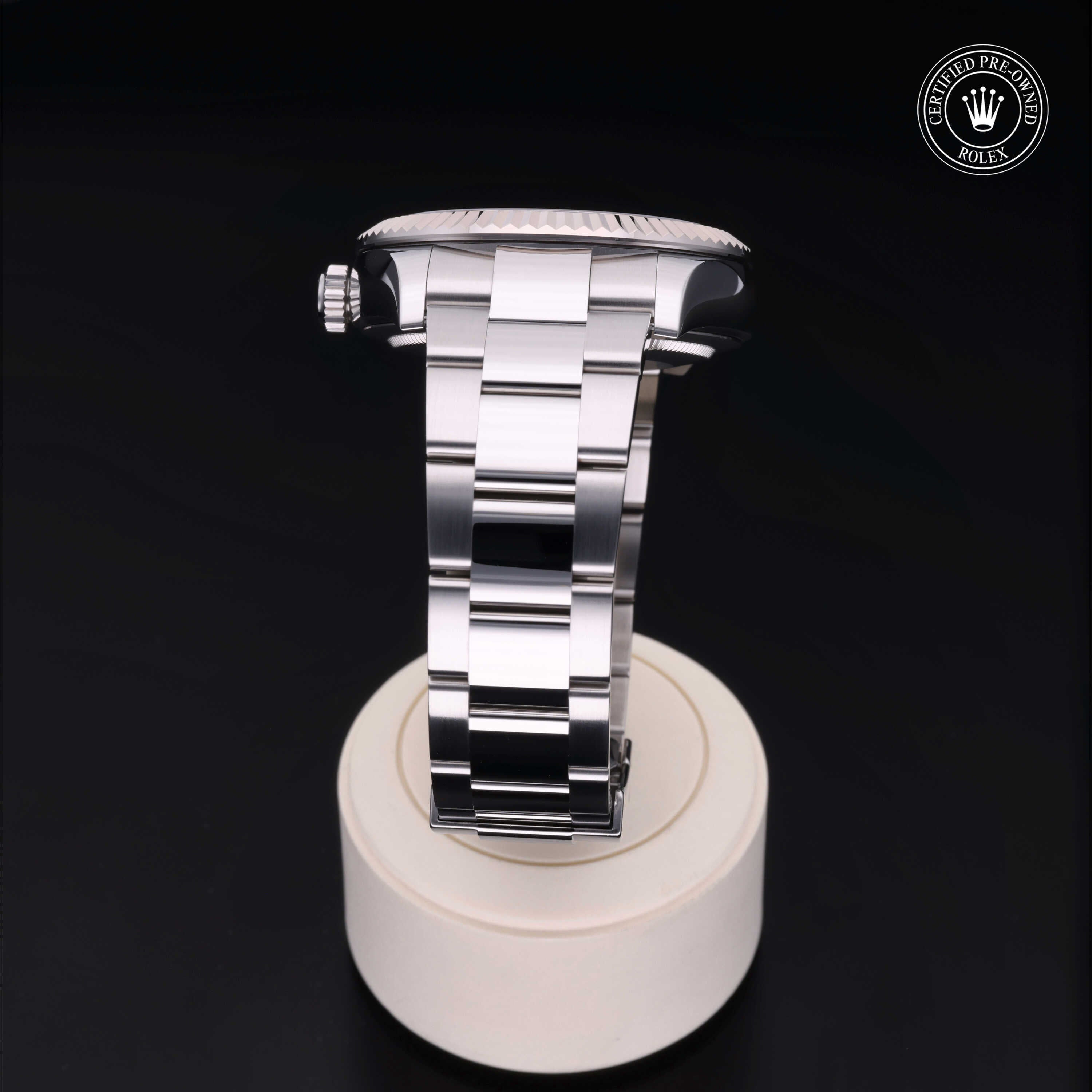 Rolex Sky-Dweller 42 - 360° view