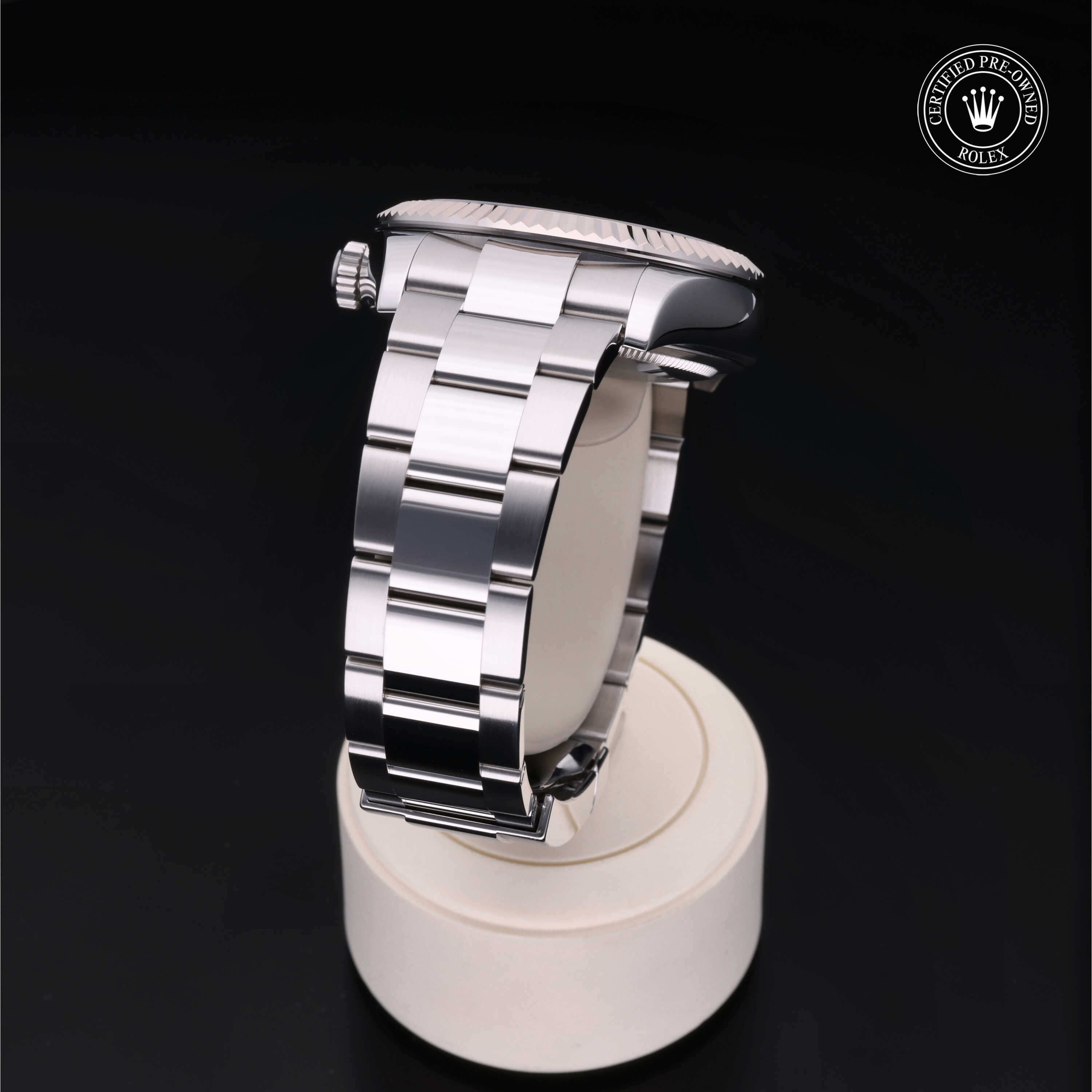 Rolex Sky-Dweller 42 - 360° view