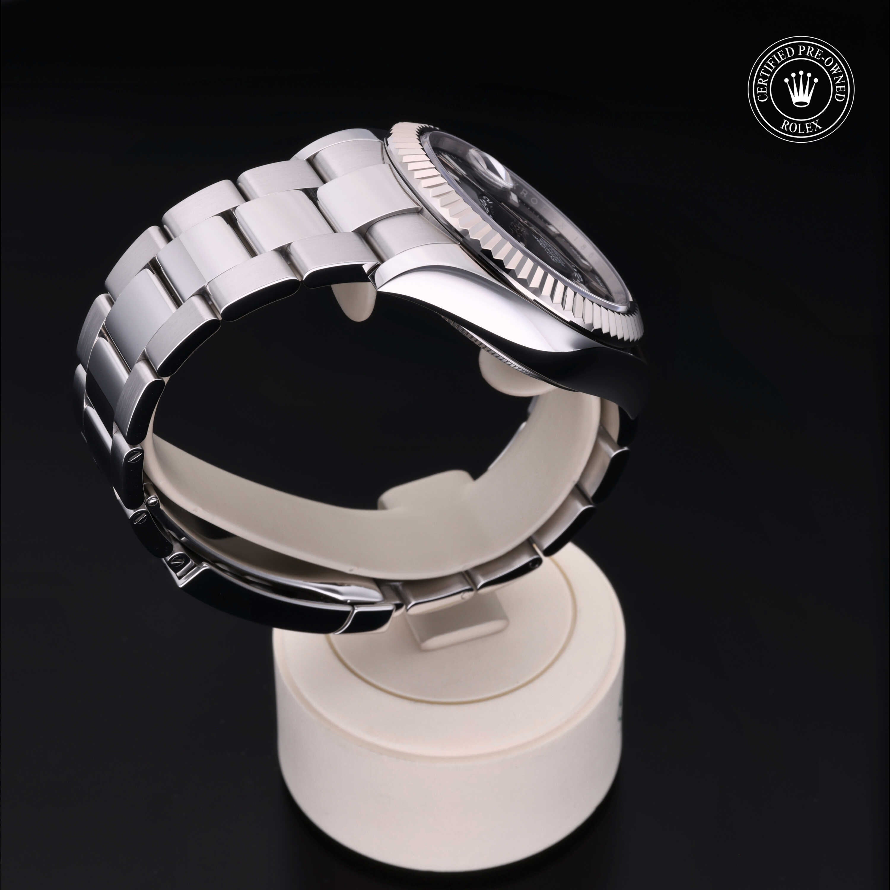 Rolex Sky-Dweller 42 - 360° view