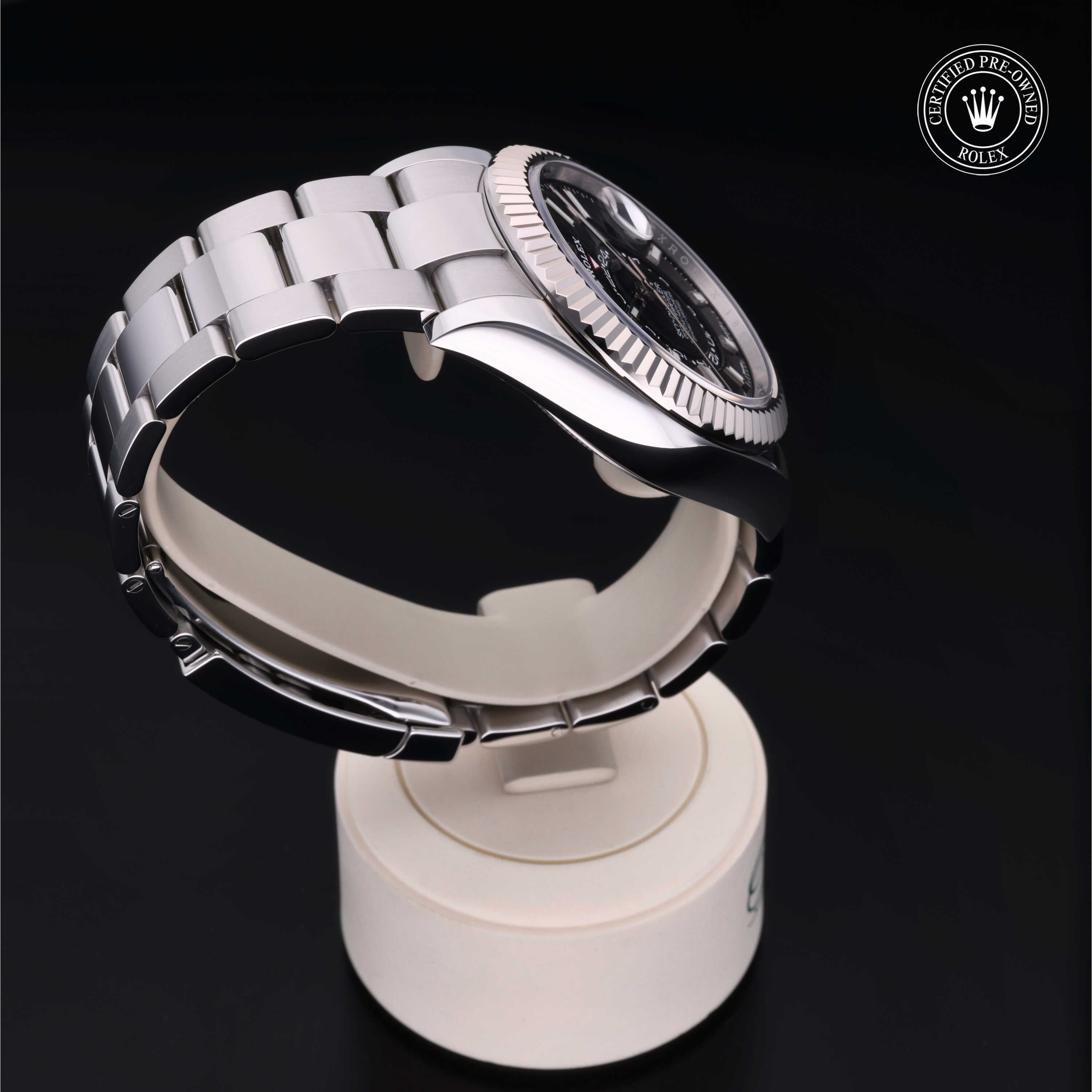 Rolex Sky-Dweller 42 - 360° view