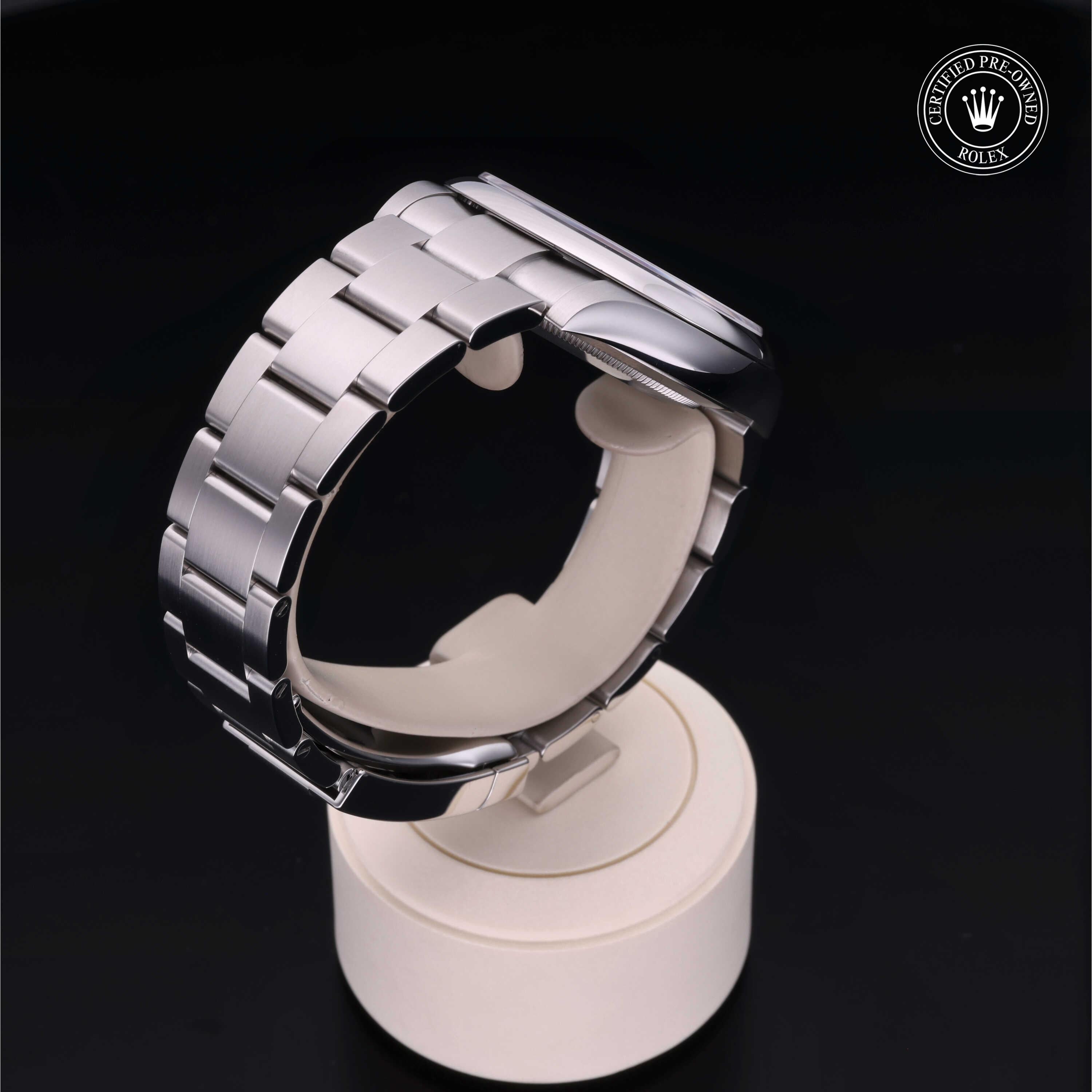 Rolex Oyster Perpetual 41 - 360° view