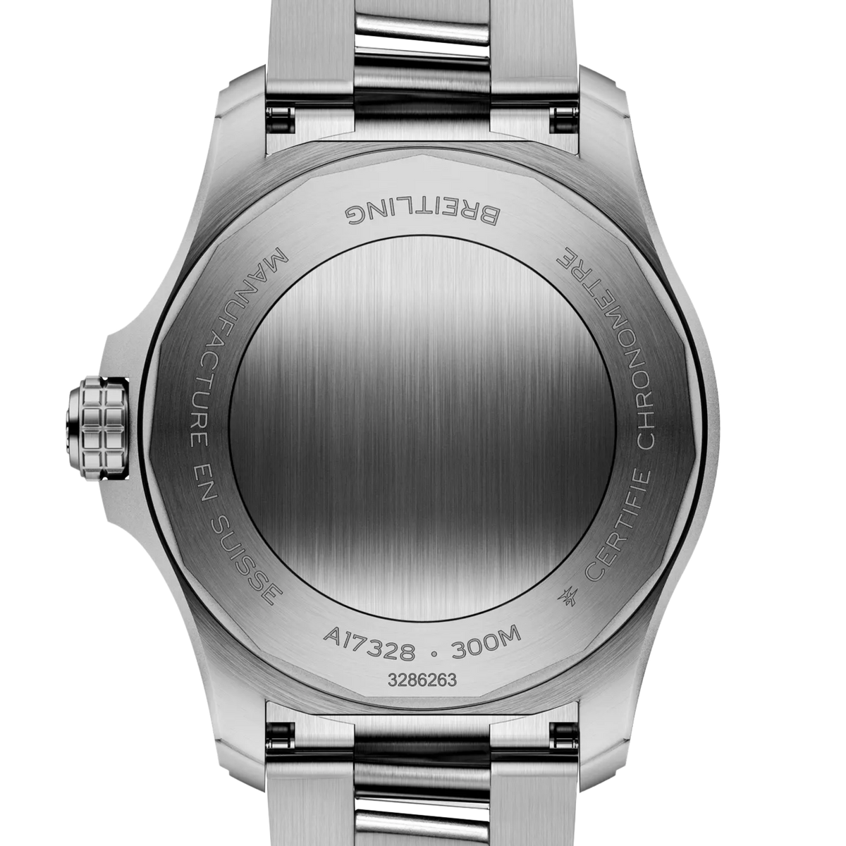 Powered by the COSC-certified Breitling Calibre 17, this self-winding mechanical timepiece delivers reliable precision with an approximate 38-hour power reserve. 