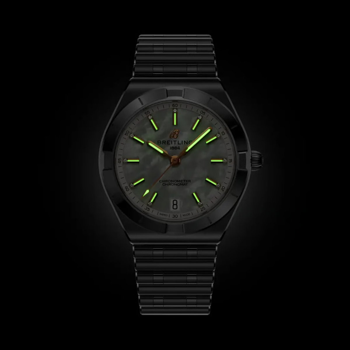 With water resistance up to 100 metres, it offers everyday practicality alongside its luxury appeal. This is a watch built for those who want understated sophistication with strong performance at its core.