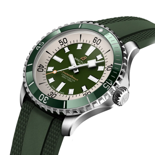 Sporty and robust, the Superocean Automatic 44 features a 44mm stainless steel case, automatic movement, and a vibrant green dial. Designed for strong performance and everyday wear.