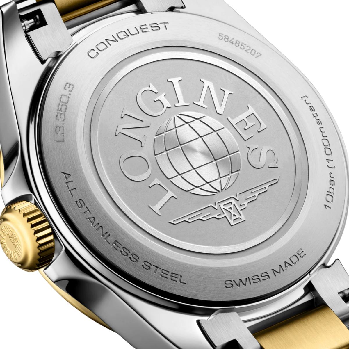 The Longines Conquest brings together sporty character and classic elegance. Finished with a white sandblasted dial and two tone bracelet, it is designed to be worn with confidence wherever the day takes you.
