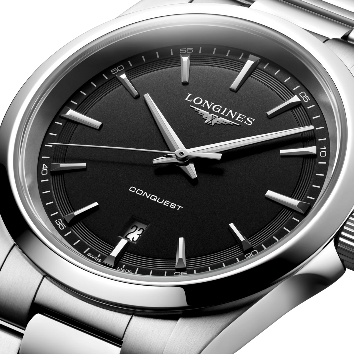 Longines Conquest men’s 41mm Swiss quartz watch featuring a black sandblasted dial and stainless steel bracelet