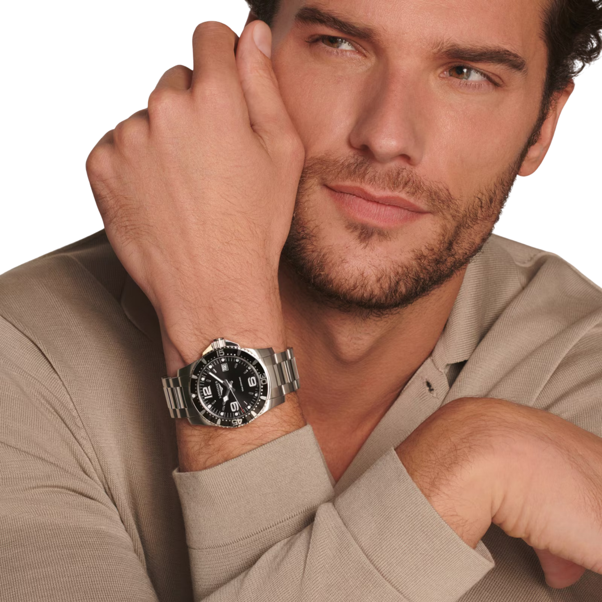 Longines HydroConquest men’s dive watch with 41mm stainless steel case, black dial, sapphire crystal and date display