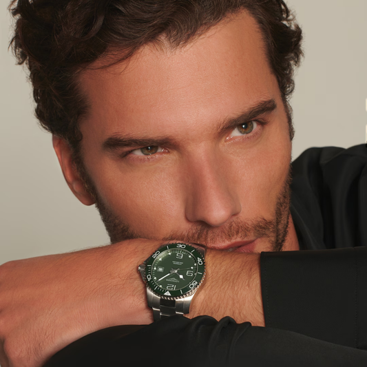 Longines HydroConquest automatic dive watch with green matt dial, steel case and ceramic bezel