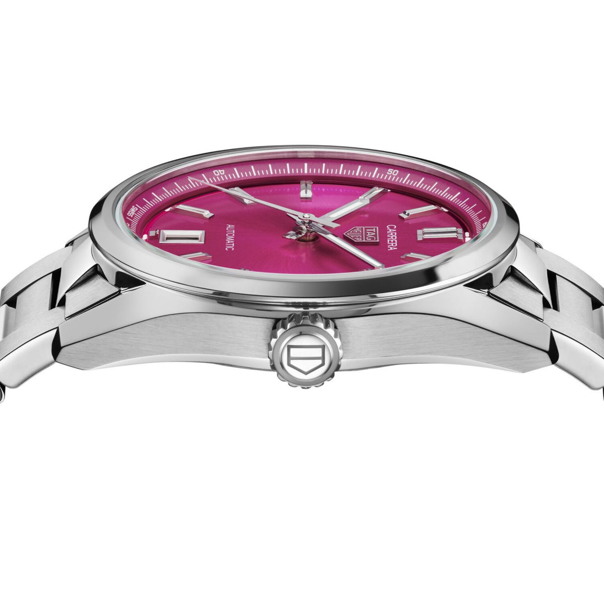detailed view of the sleek bezel and refined case profile, emphasising the watch’s modern and elegant styling