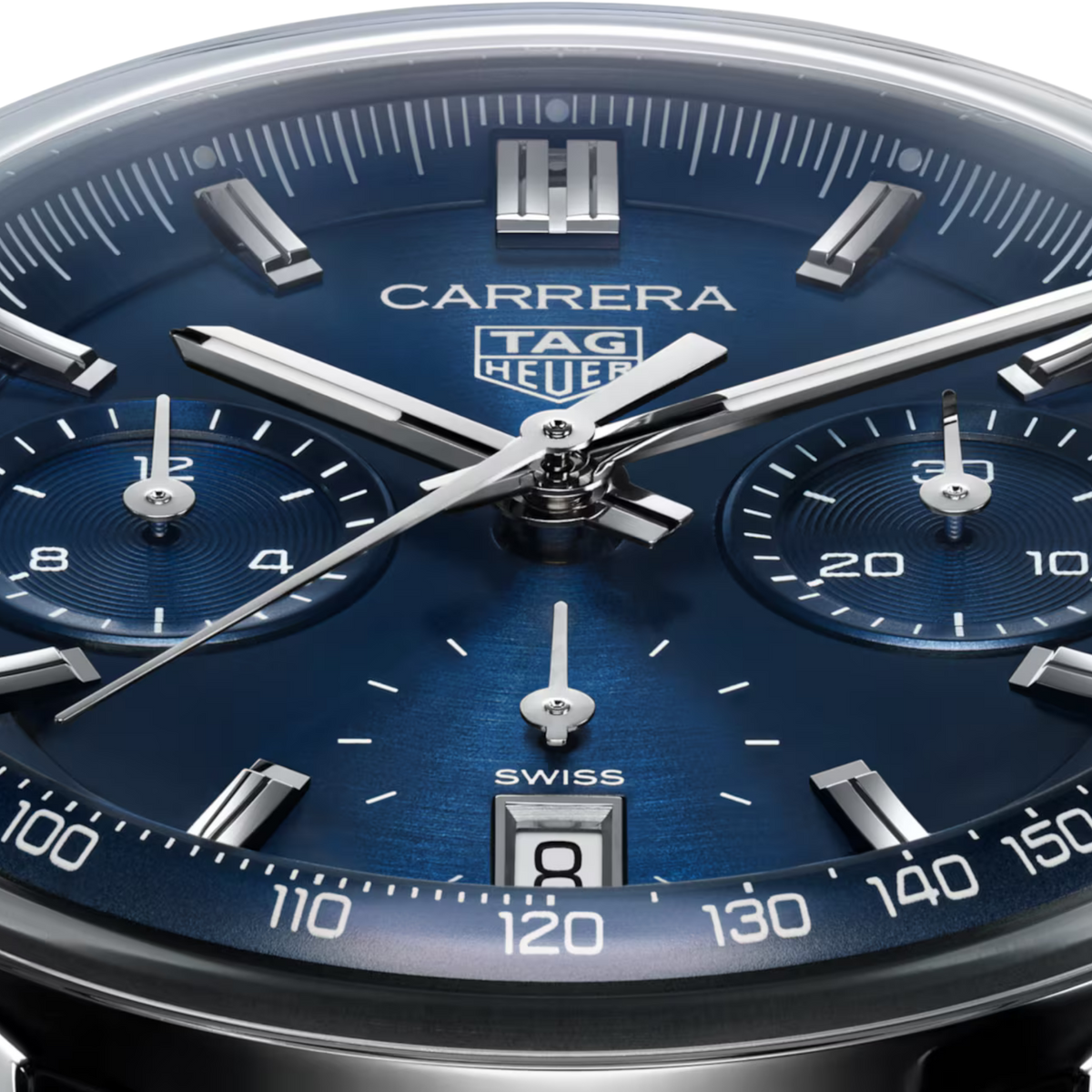 The TAG Heuer Carrera Chronograph 39mm Blue Dial Watch reinterprets a legendary design with contemporary performance and precision. 