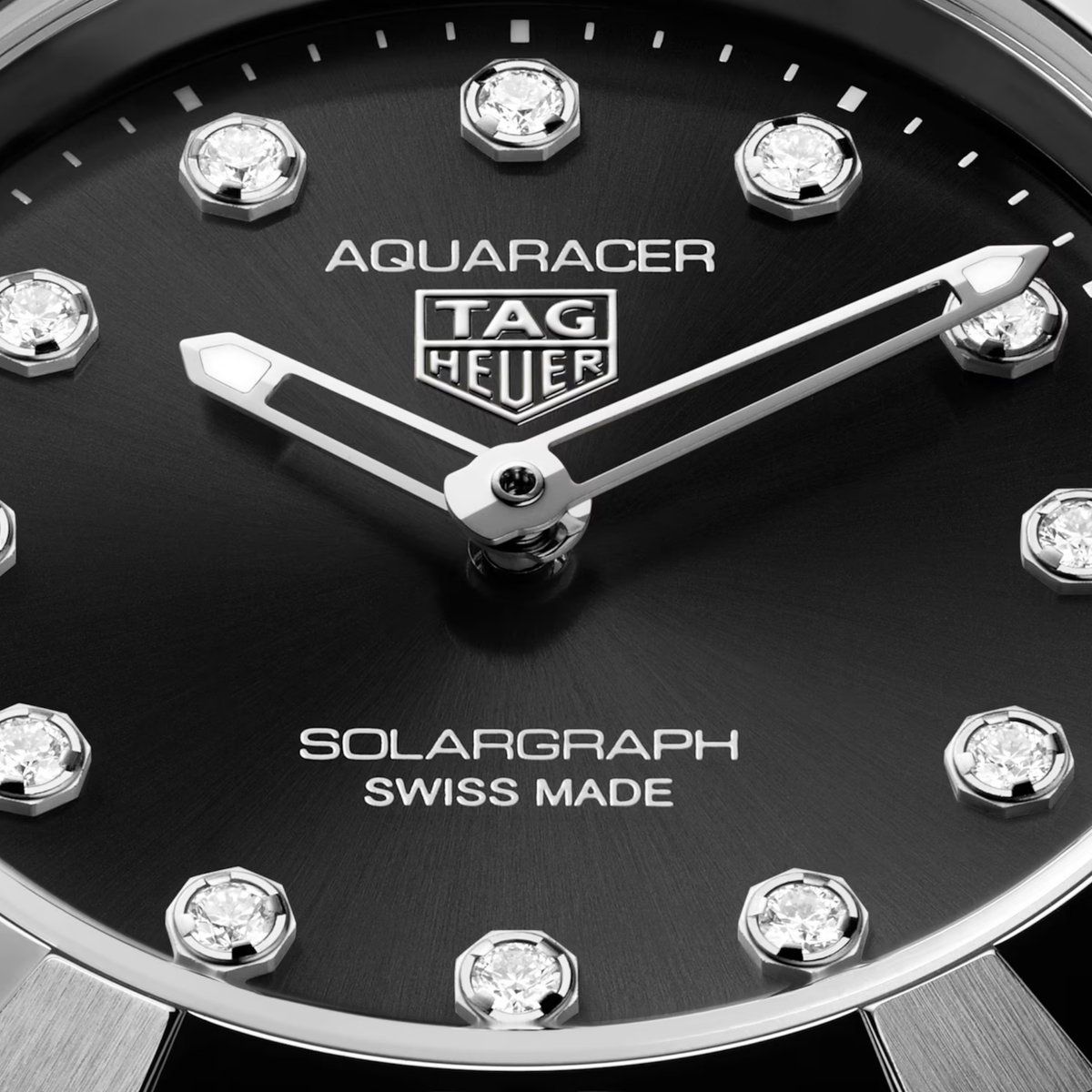 TAG Heuer Aquaracer Solargraph 28mm Black Diamond Dial Watch close up dial view