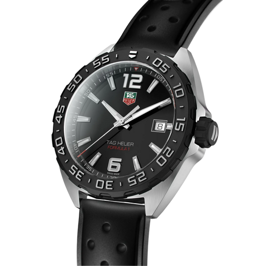 close-up of the black dial highlighting the high-contrast hands and markers, red “Formula 1” text, and minute track for clear readability