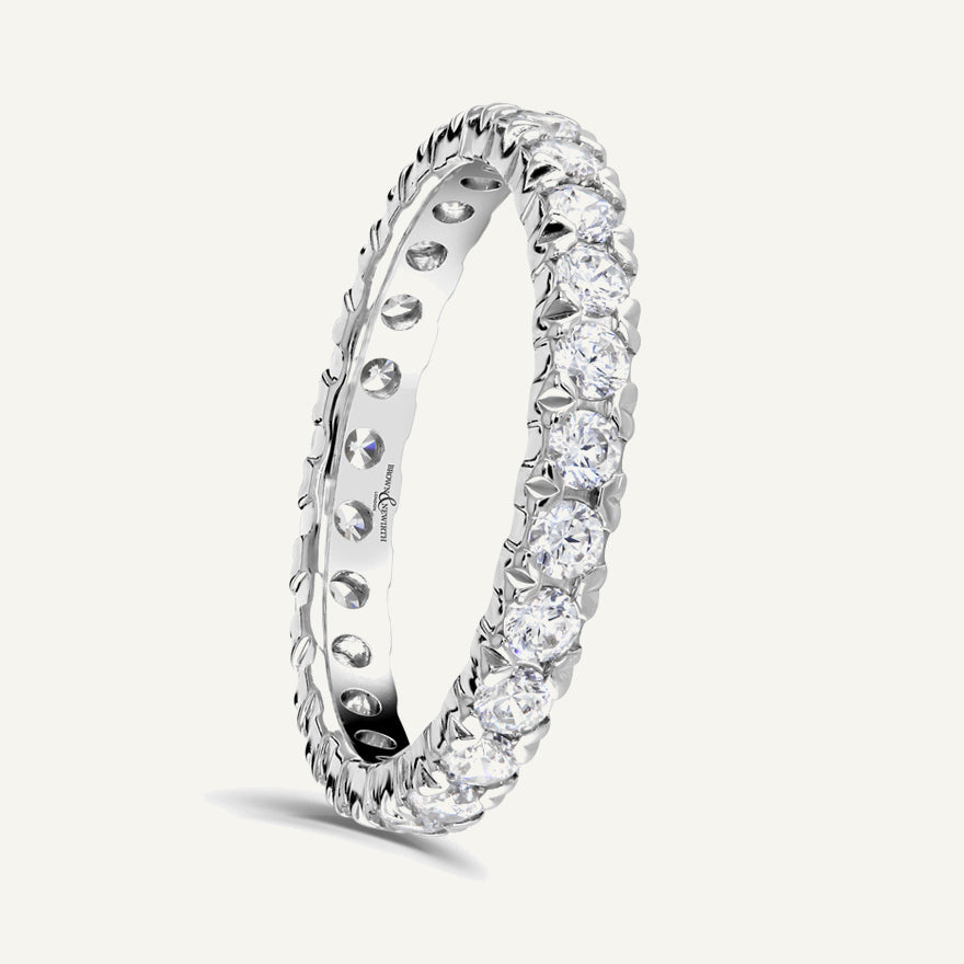 Round Brilliant Cut, Kiss Claw Diamond Eternity Ring