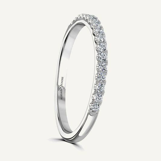 Shared Claw Round Brilliant To Match Graduated Halos Diamond Eternity Ring
